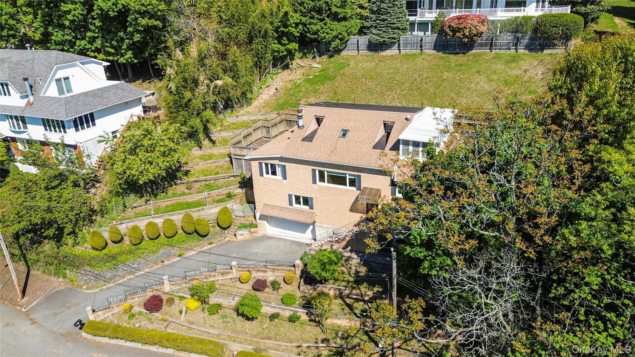 Single Family Coverly Avenue Staten Island, NY 10301, MLS-1009383-39