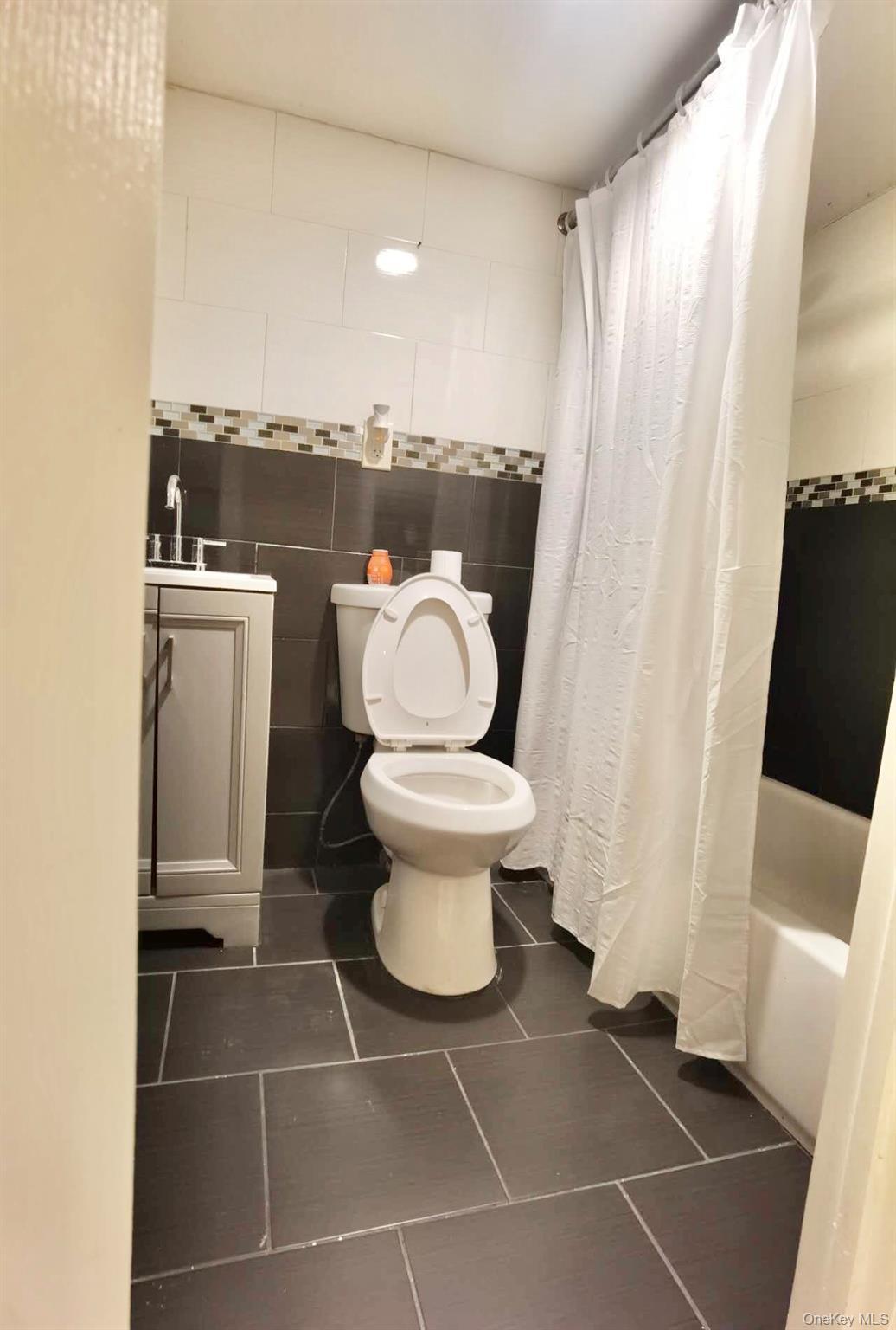 Apartment Jerome Street Brooklyn, NY 11207, MLS-1009395-2