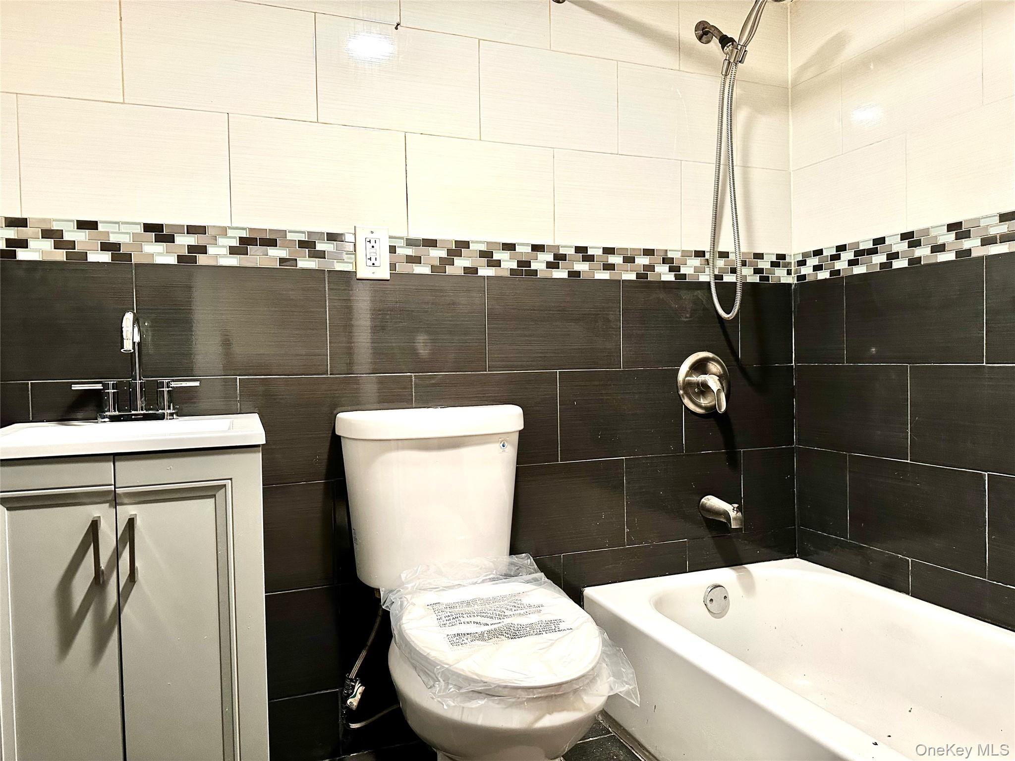 Apartment Jerome Street Brooklyn, NY 11207, MLS-1009395-7