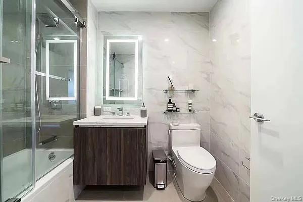 Single Family Farrington  Queens, NY 11354, MLS-1009415-5