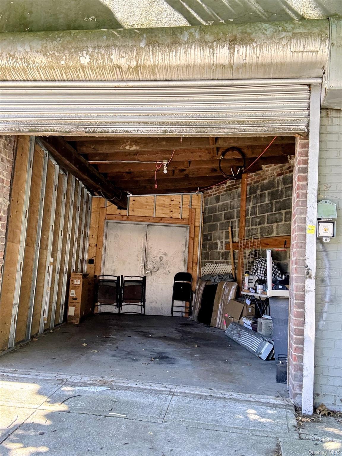 Single Family Calamus Avenue Queens, NY 11373, MLS-1009439-34