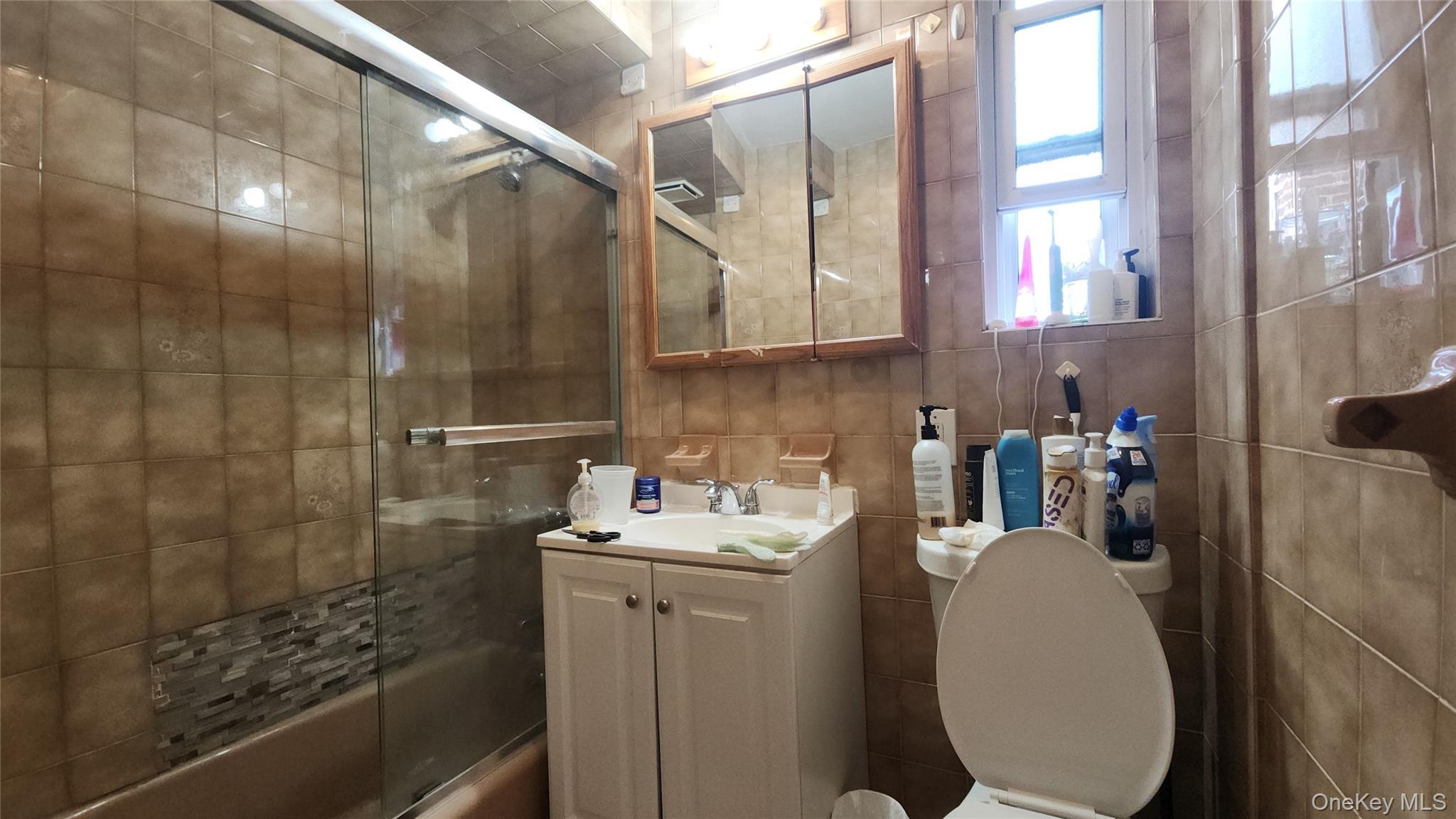 Single Family Calamus Avenue Queens, NY 11373, MLS-1009439-9