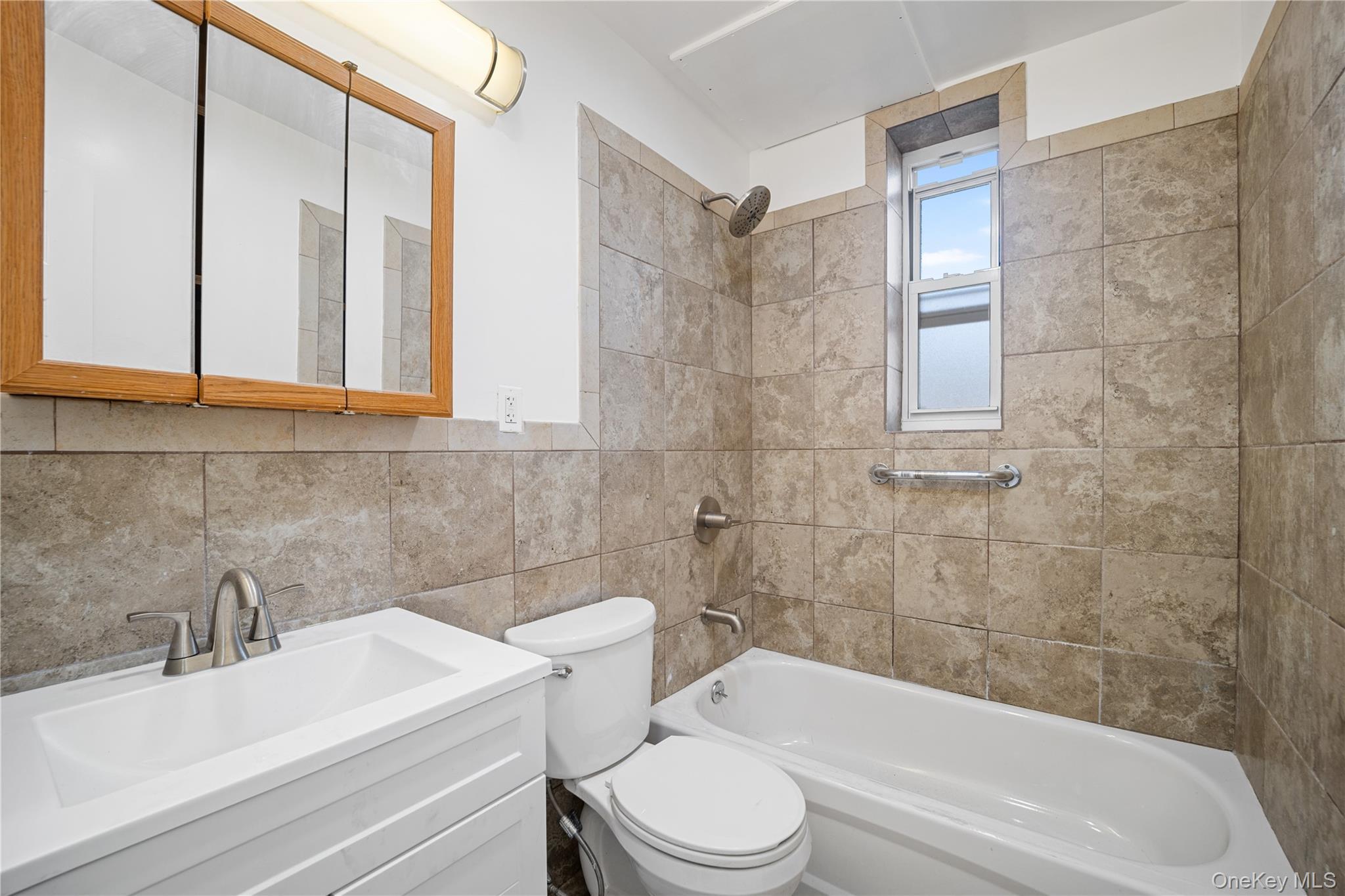 Single Family Sutter Brooklyn, NY 11208, MLS-1009448-10
