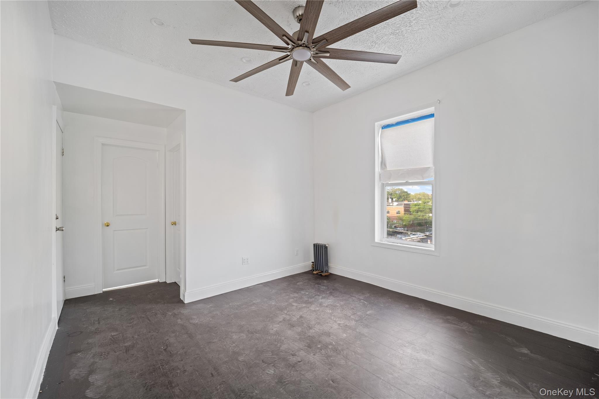 Single Family Sutter Brooklyn, NY 11208, MLS-1009448-16