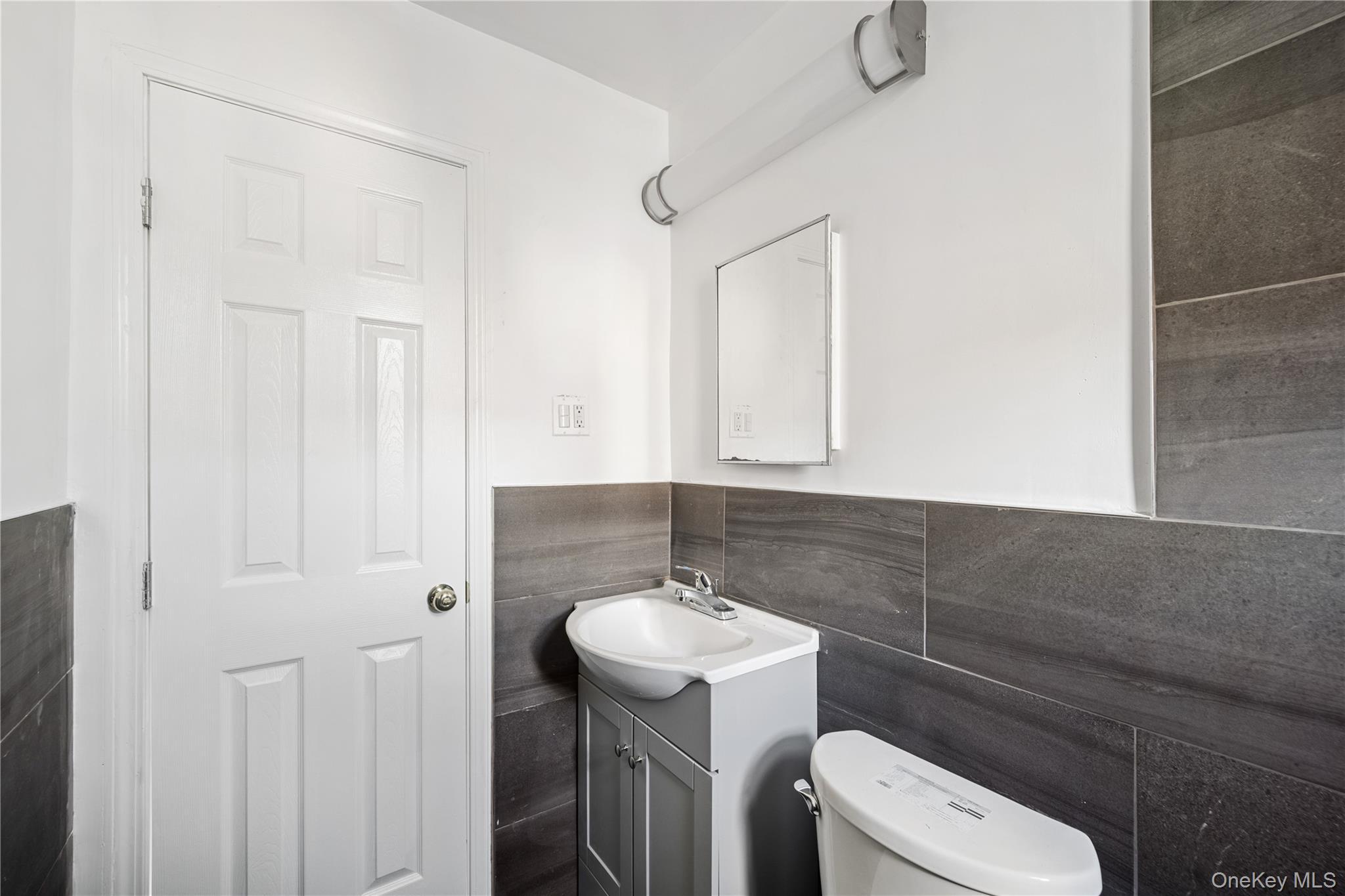 Single Family Sutter Brooklyn, NY 11208, MLS-1009448-18