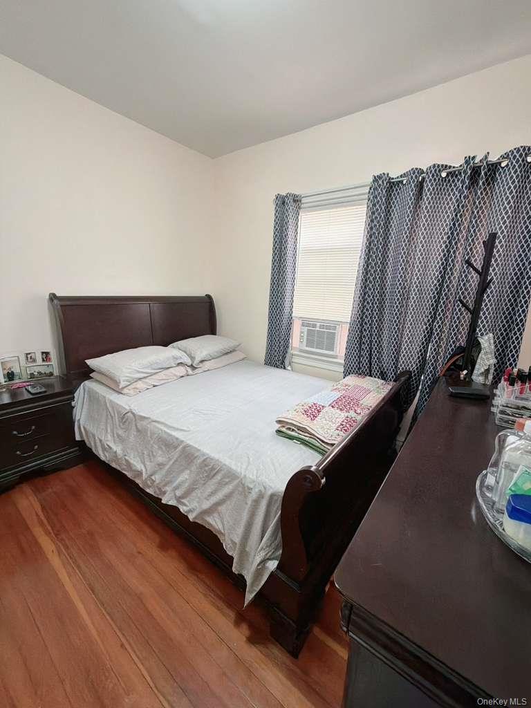 Single Family Ely Bronx, NY 10469, MLS-1009470-5