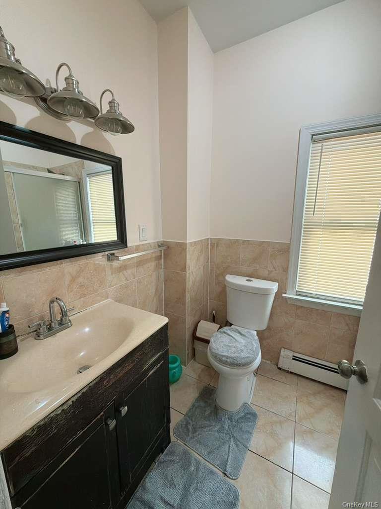 Single Family Ely Bronx, NY 10469, MLS-1009470-8