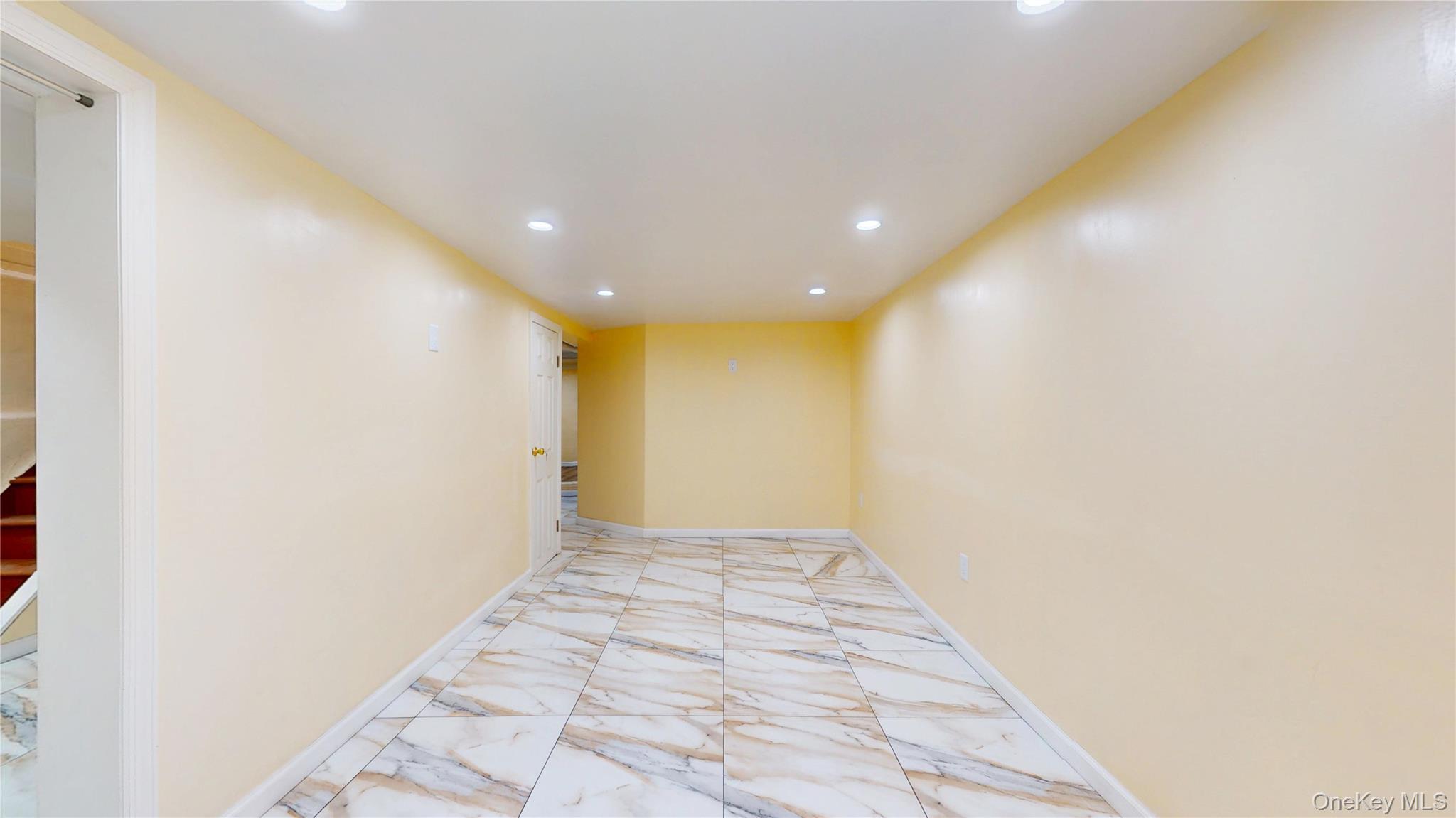 Single Family 116th Avenue Queens, NY 11434, MLS-1009482-17