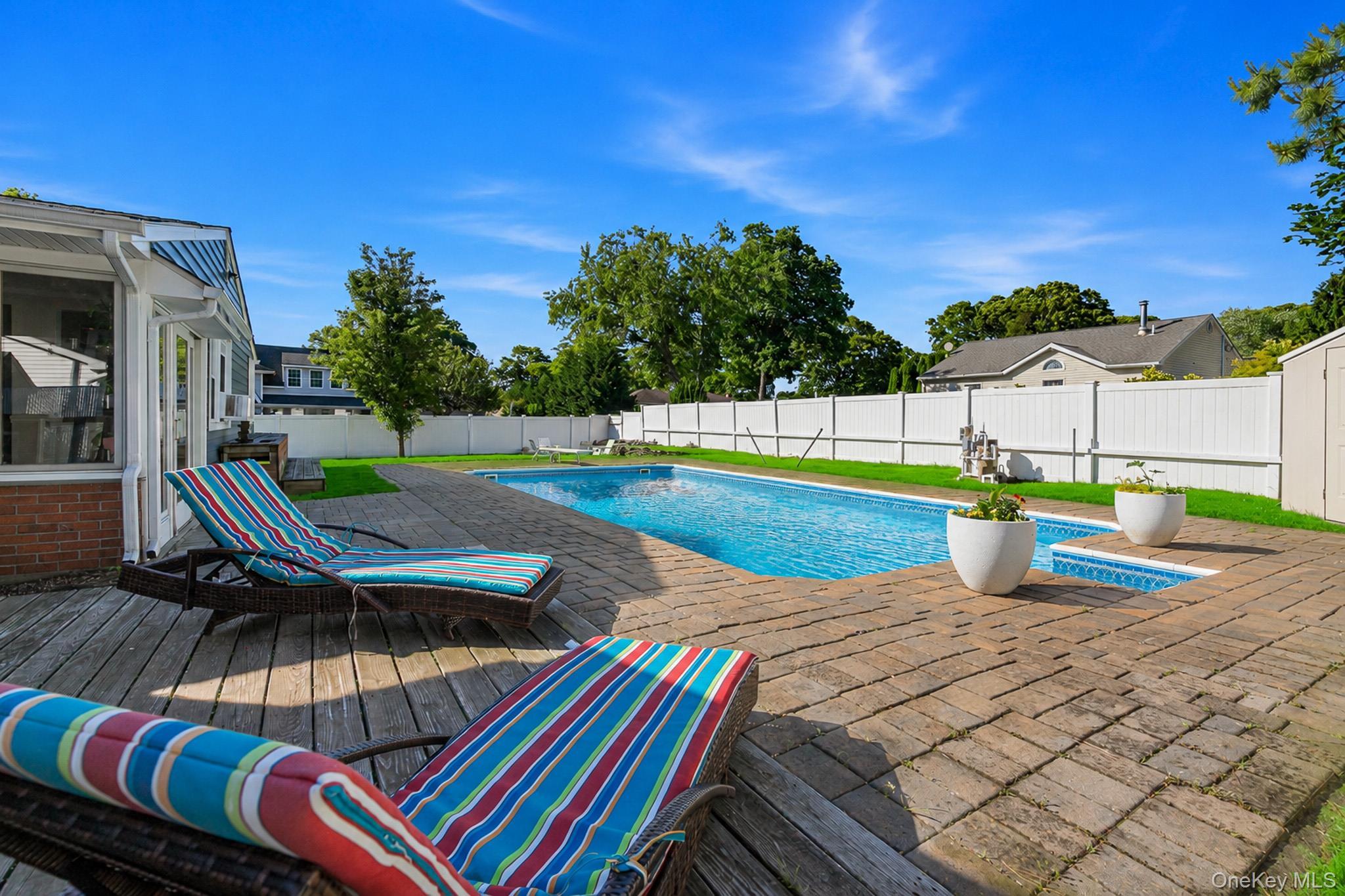 Single Family Lillian Road  Suffolk County, NY 11767, MLS-1009483-28