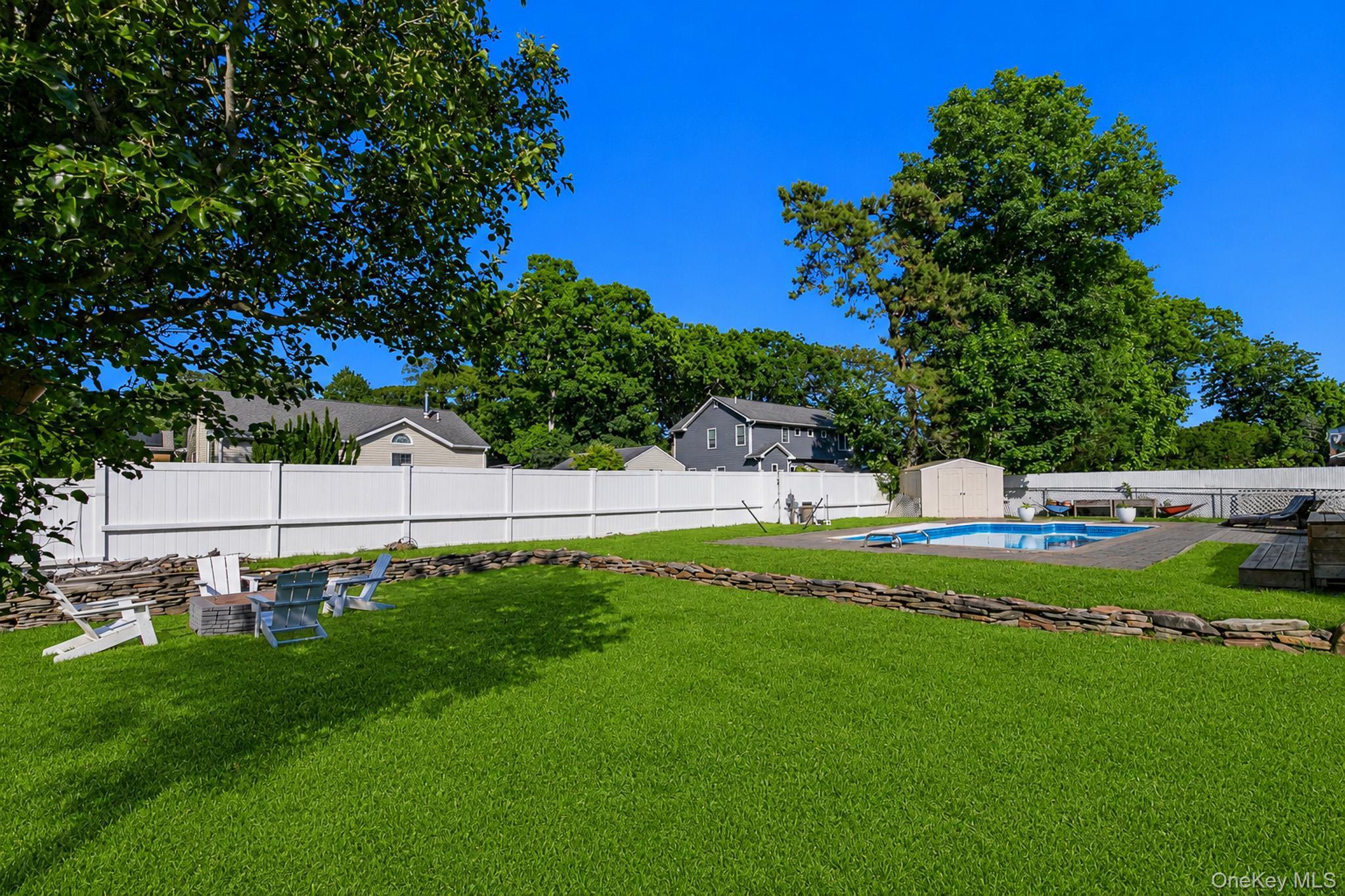 Single Family Lillian Road  Suffolk County, NY 11767, MLS-1009483-38