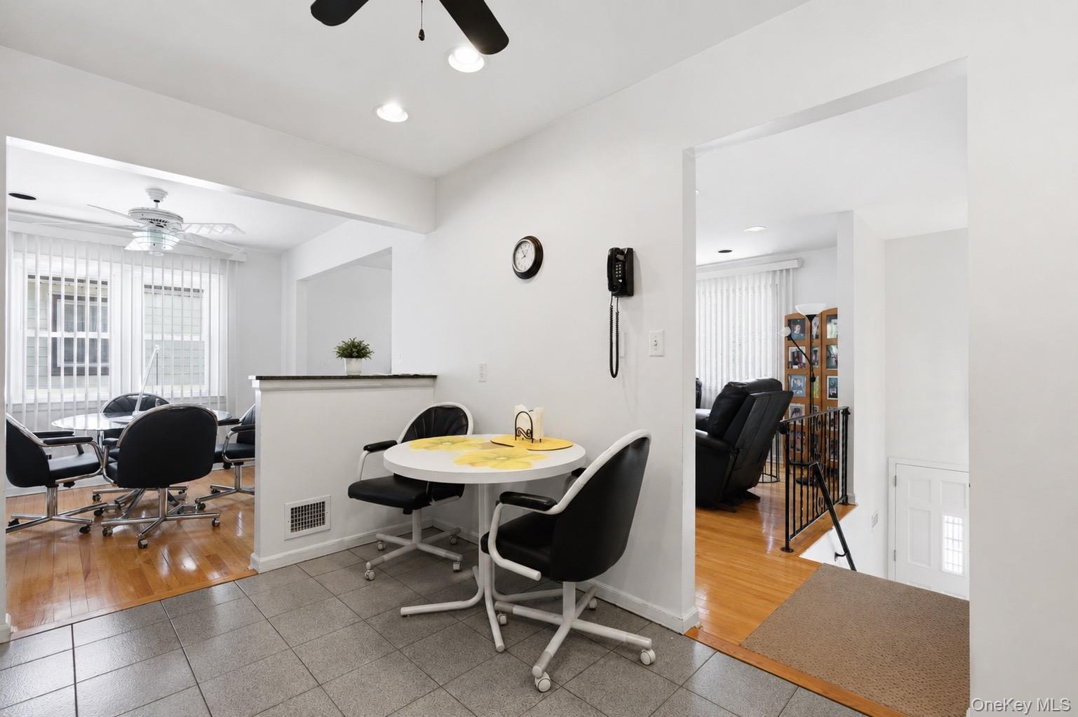 Single Family 91st Queens, NY 11414, MLS-1009495-10