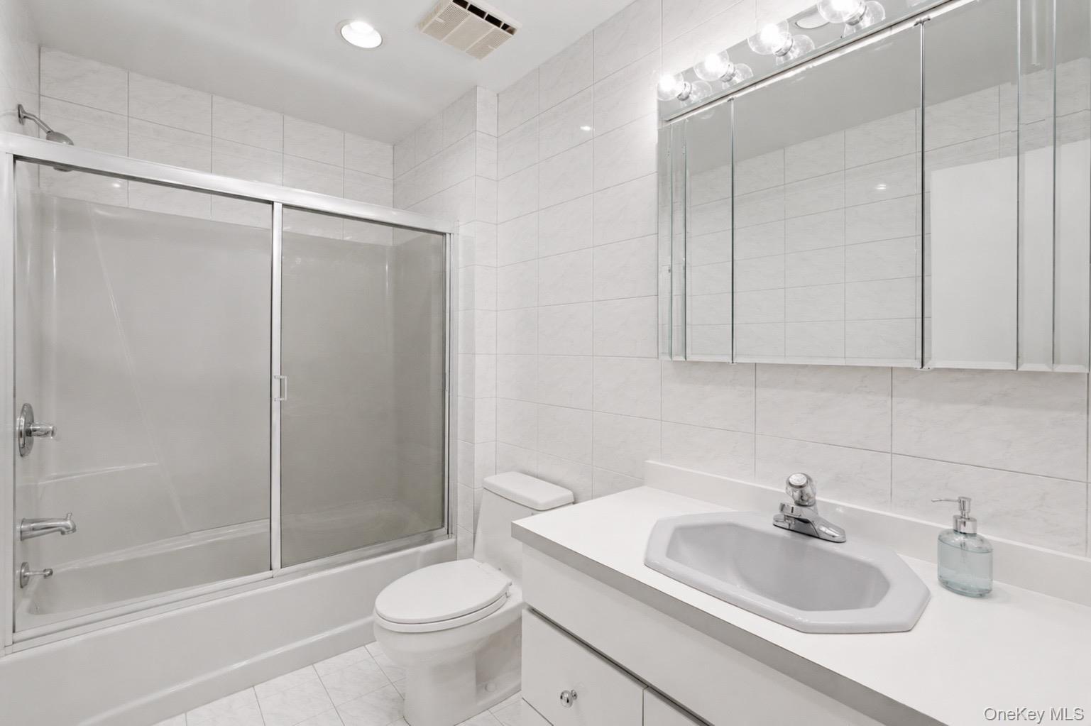 Single Family 91st Queens, NY 11414, MLS-1009495-11