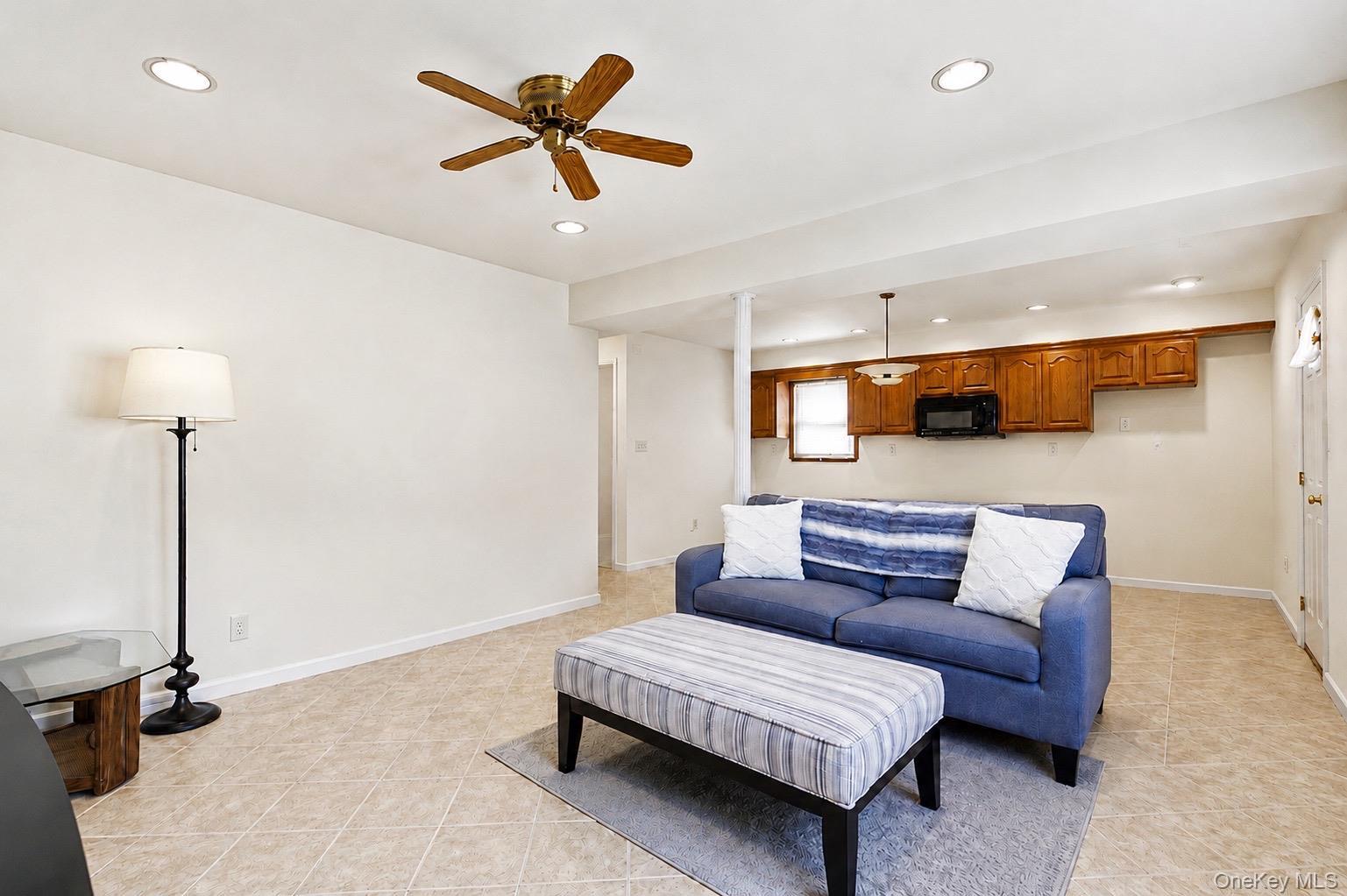 Single Family 91st Queens, NY 11414, MLS-1009495-19