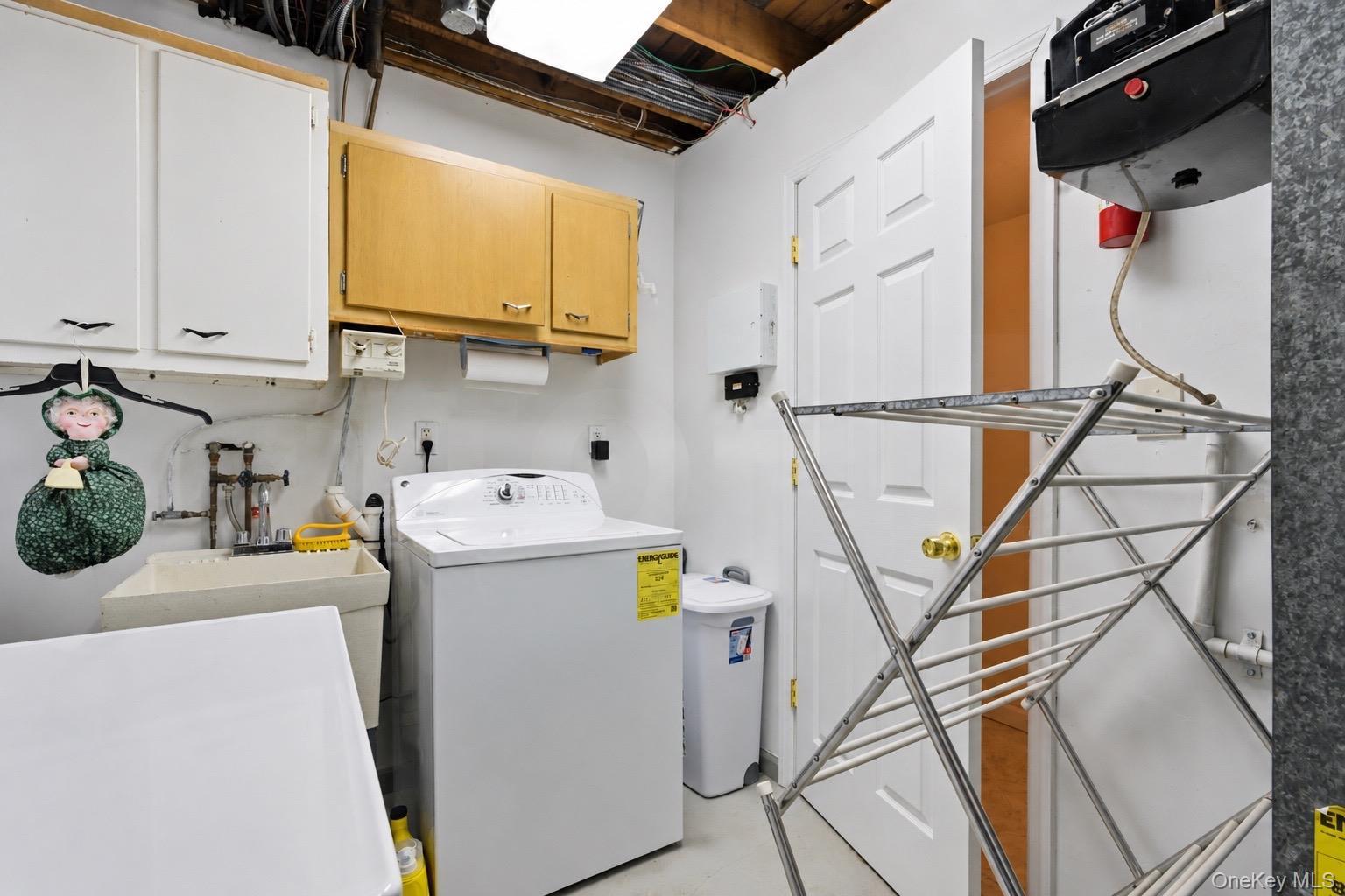 Single Family 91st Queens, NY 11414, MLS-1009495-22