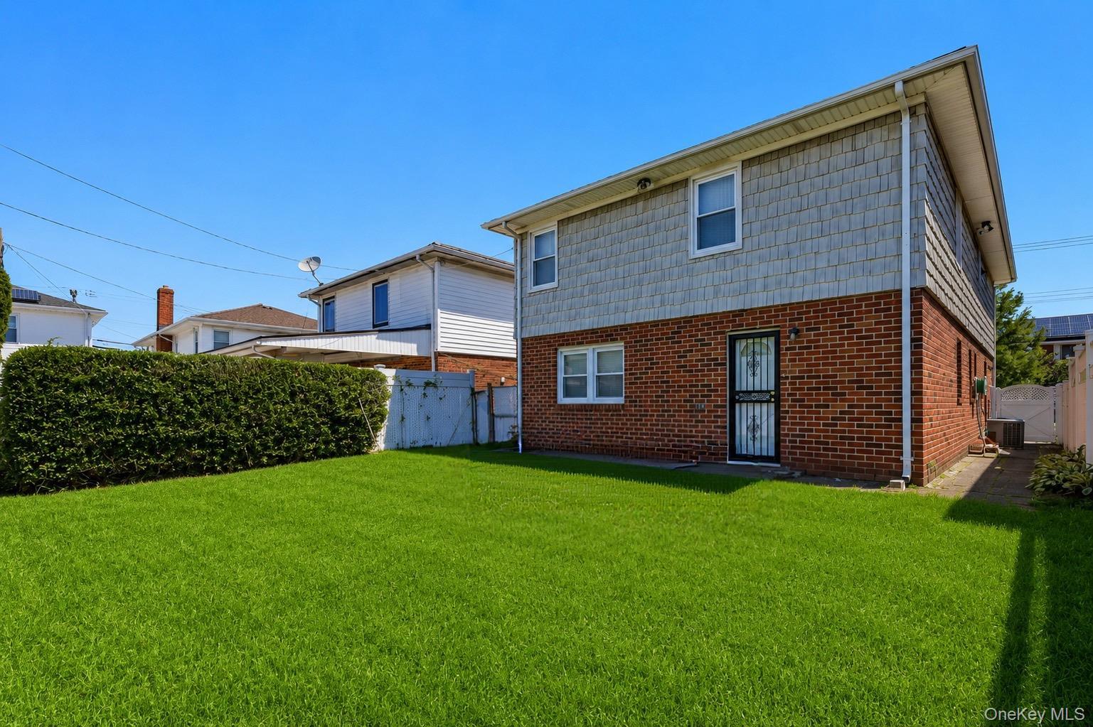 Single Family 91st Queens, NY 11414, MLS-1009495-3