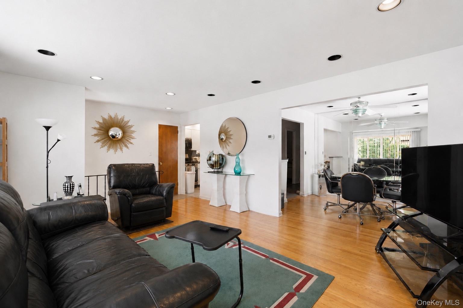 Single Family 91st Queens, NY 11414, MLS-1009495-7