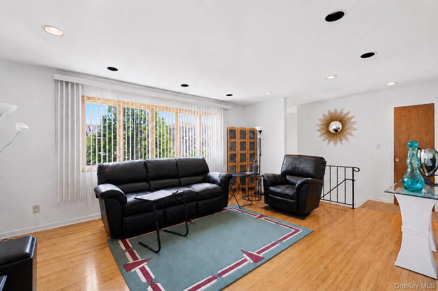 Single Family 91st Queens, NY 11414, MLS-1009495-8