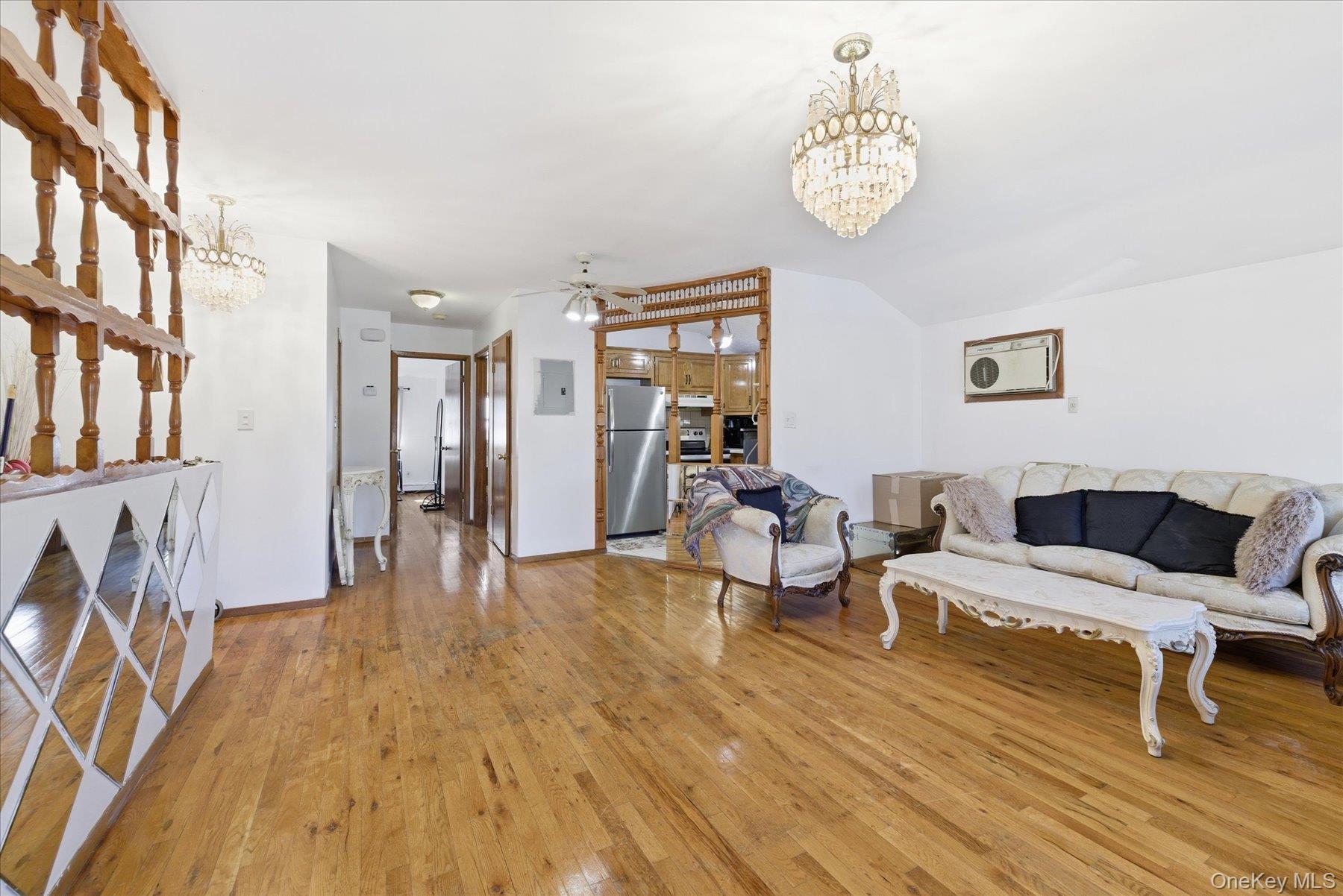 Single Family 230th Place Queens, NY 11413, MLS-1009524-10