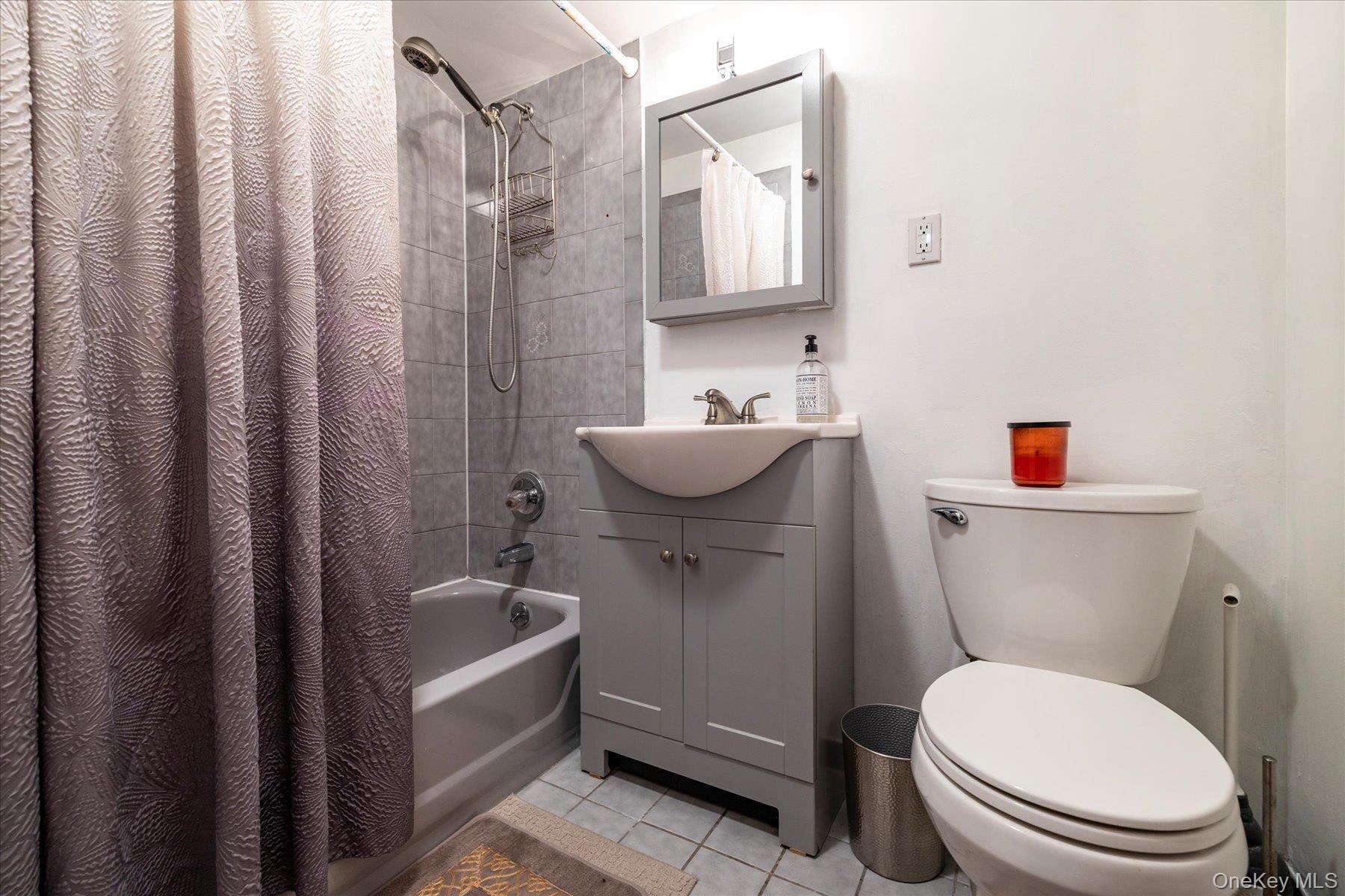 Single Family 230th Place Queens, NY 11413, MLS-1009524-12