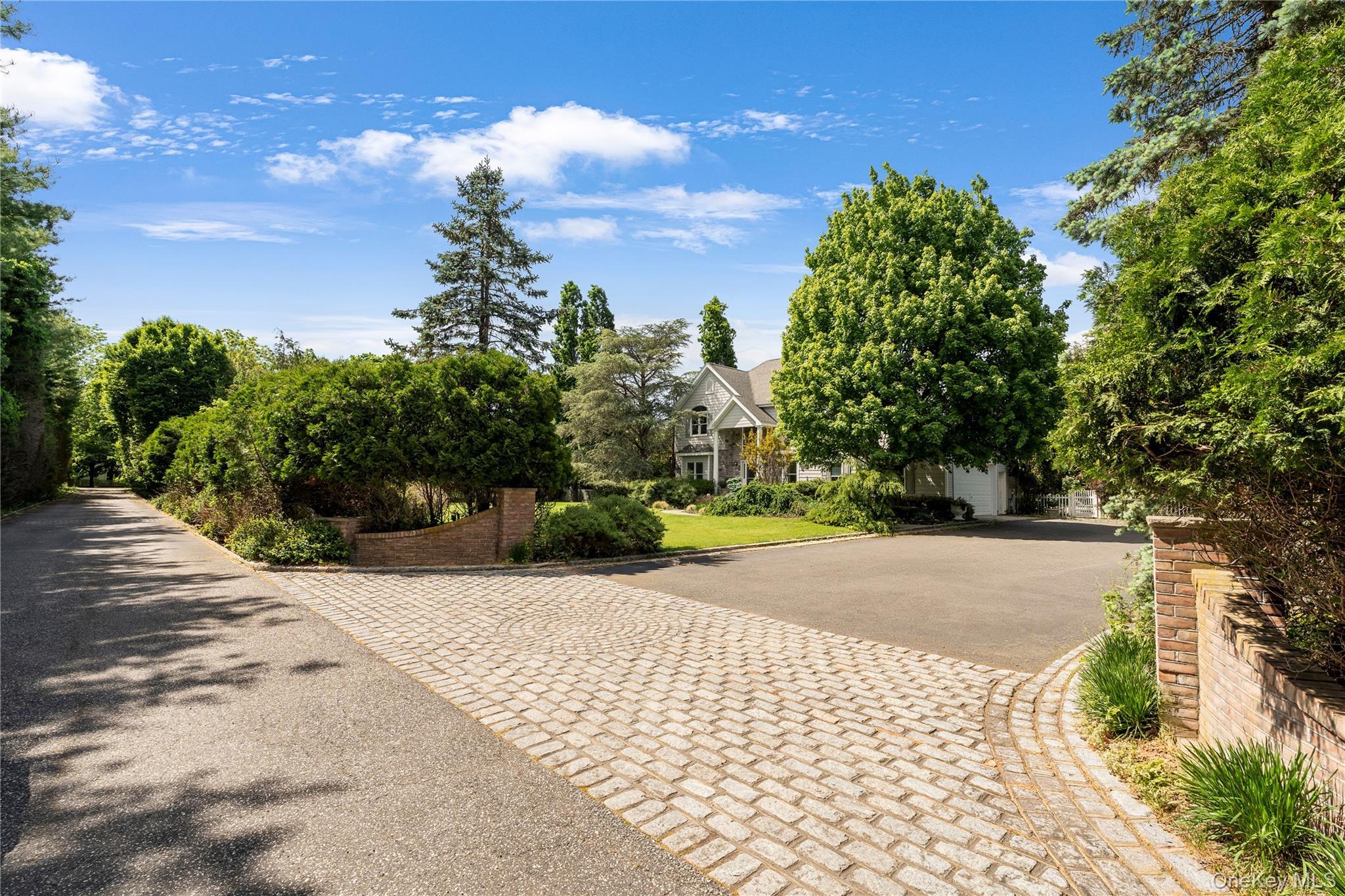 Single Family S Country Road Suffolk County, NY 11960, MLS-1009548-18