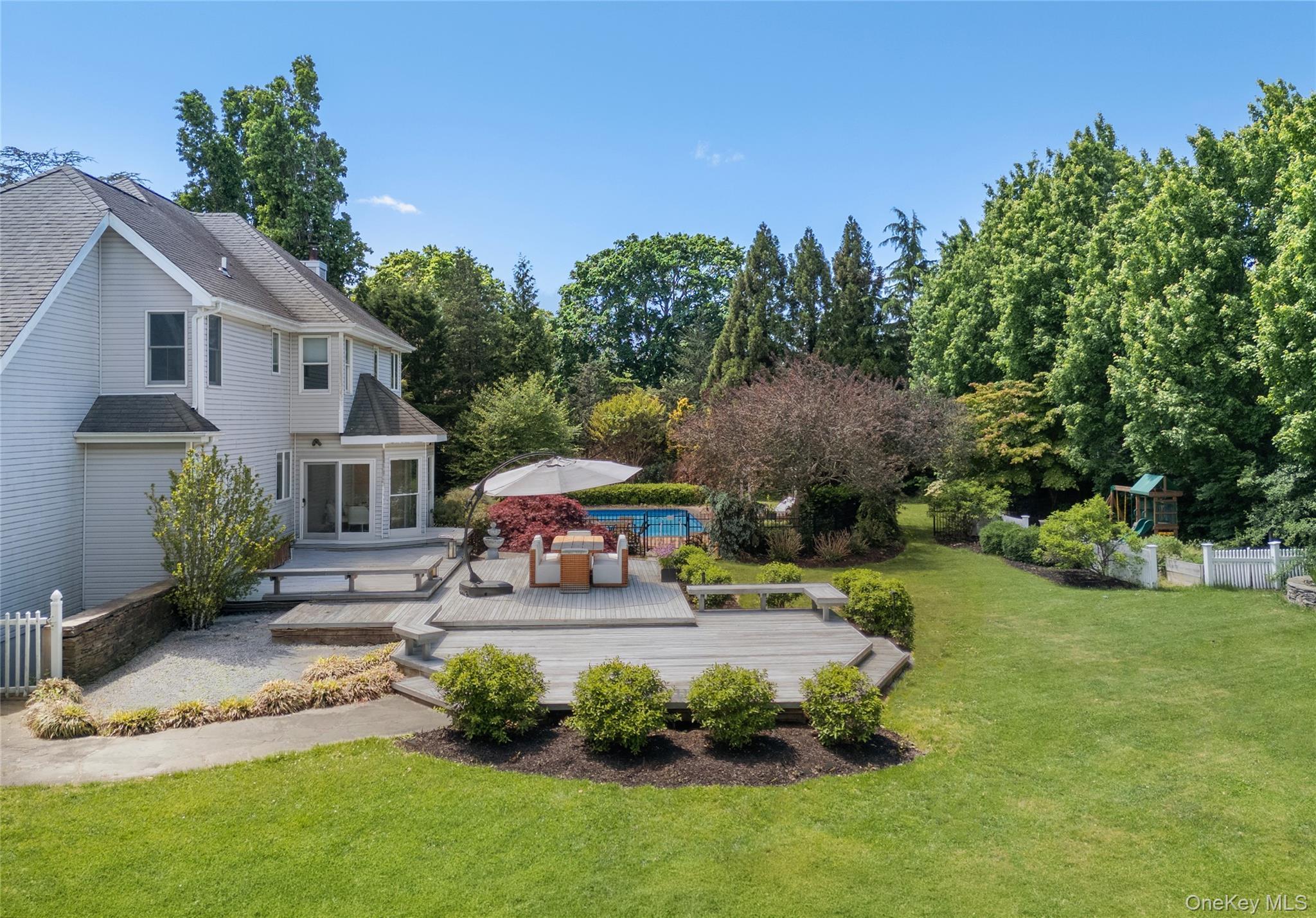Single Family S Country Road Suffolk County, NY 11960, MLS-1009548-37