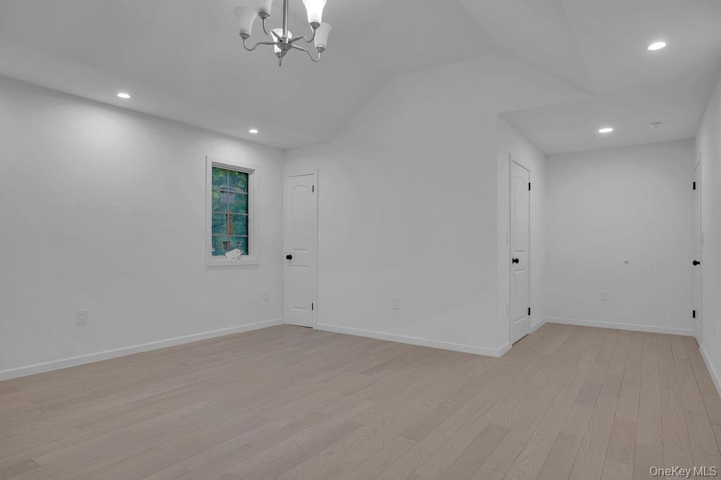 Single Family Burbury Lane Nassau County, NY 11023, MLS-1009555-17