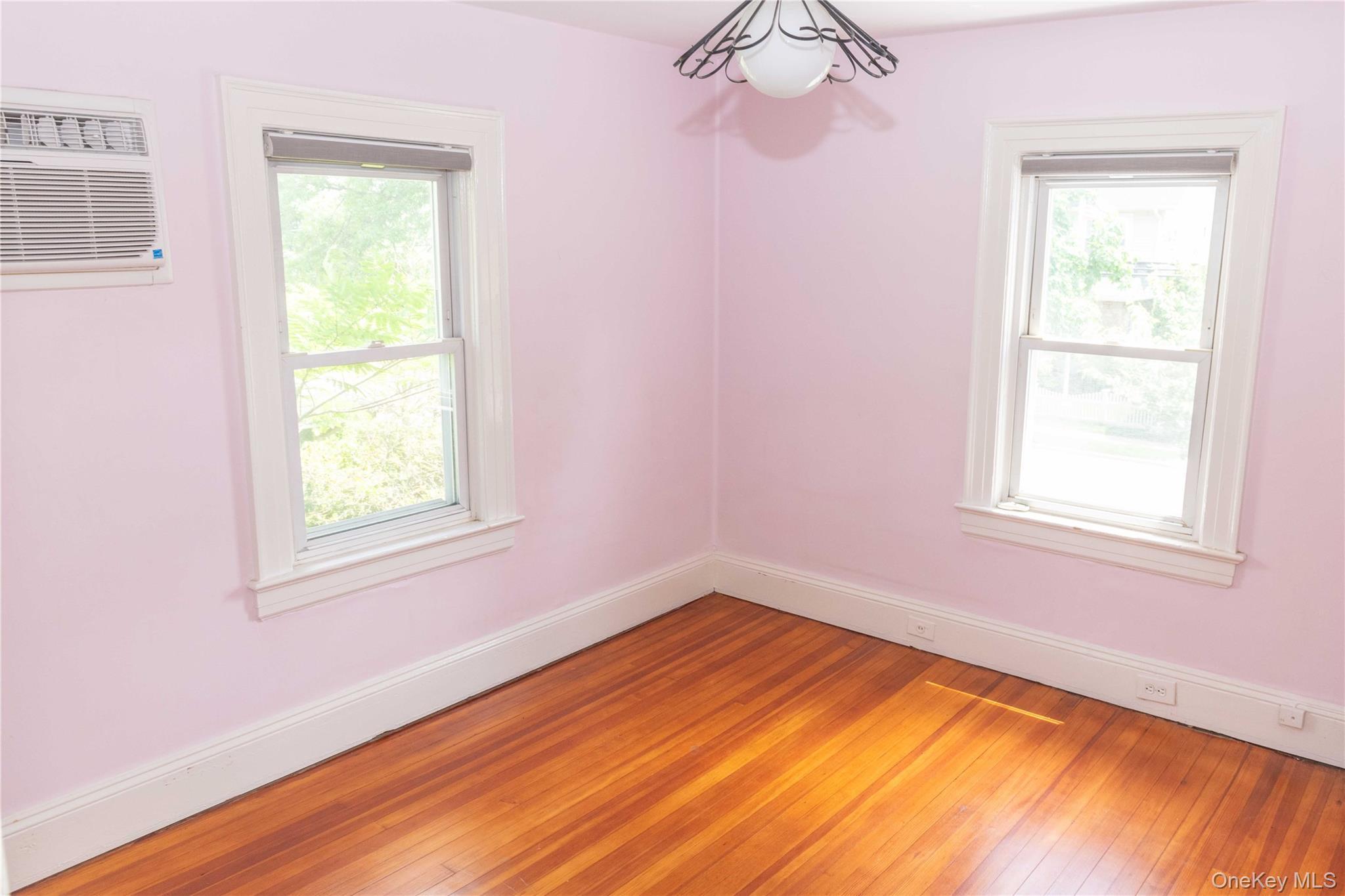 Single Family Sherman Street Nassau County, NY 11563, MLS-1009569-11