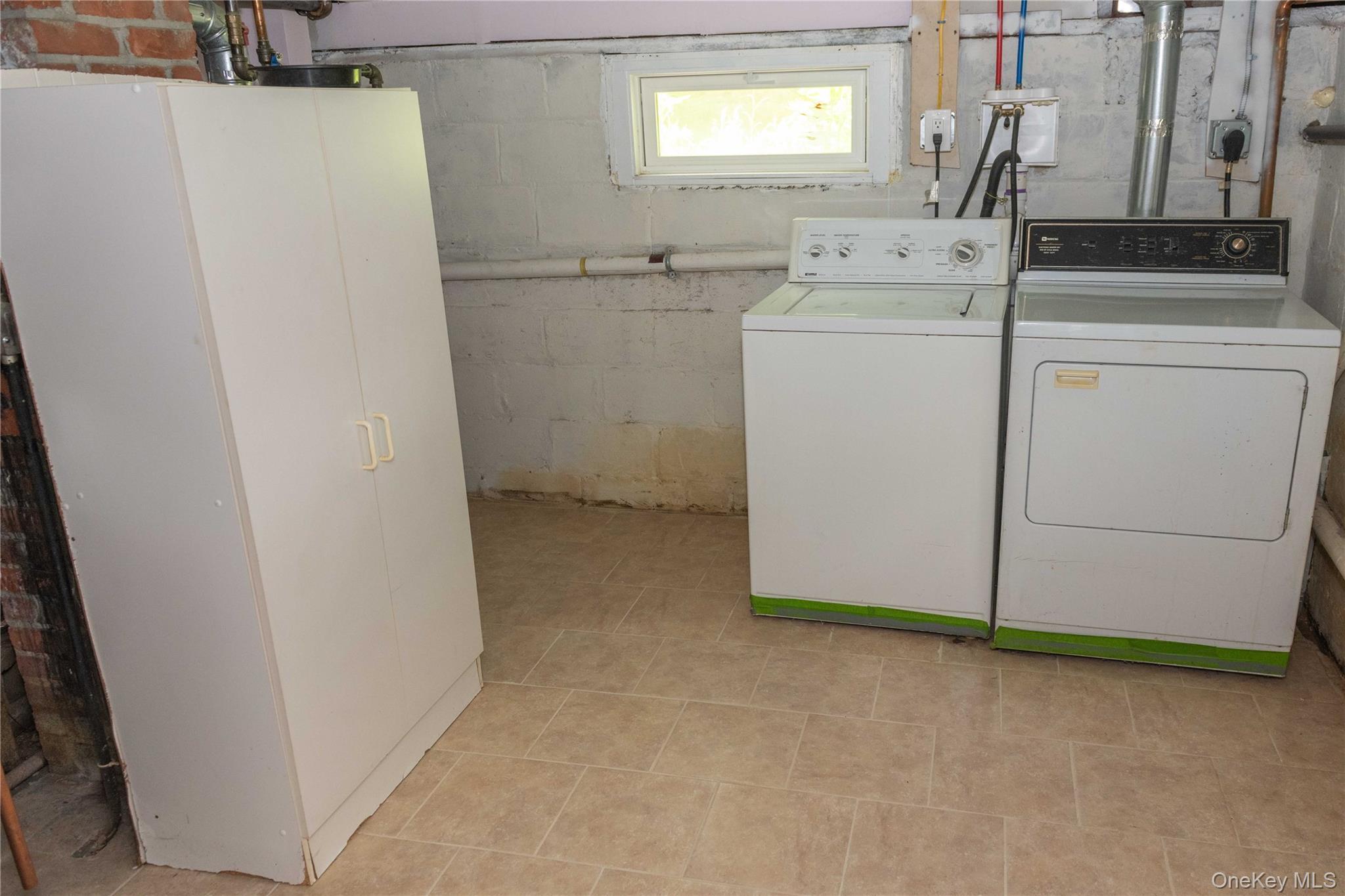 Single Family Sherman Street Nassau County, NY 11563, MLS-1009569-16
