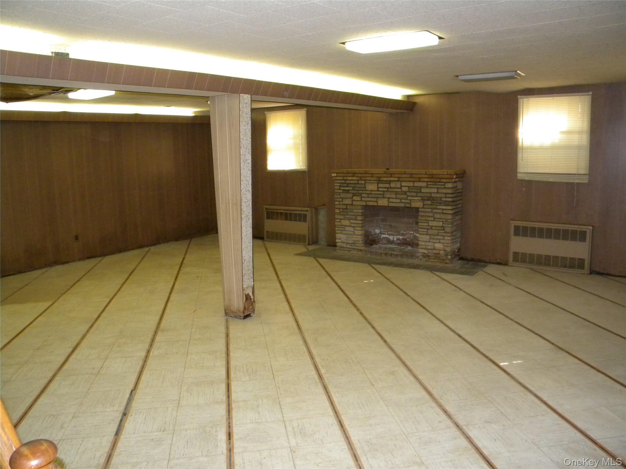 Single Family 210th Place Queens, NY 11360, MLS-1009585-27