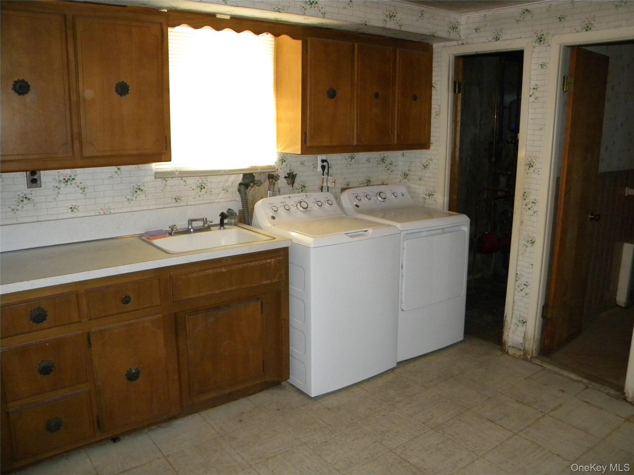 Single Family 210th Place Queens, NY 11360, MLS-1009585-29