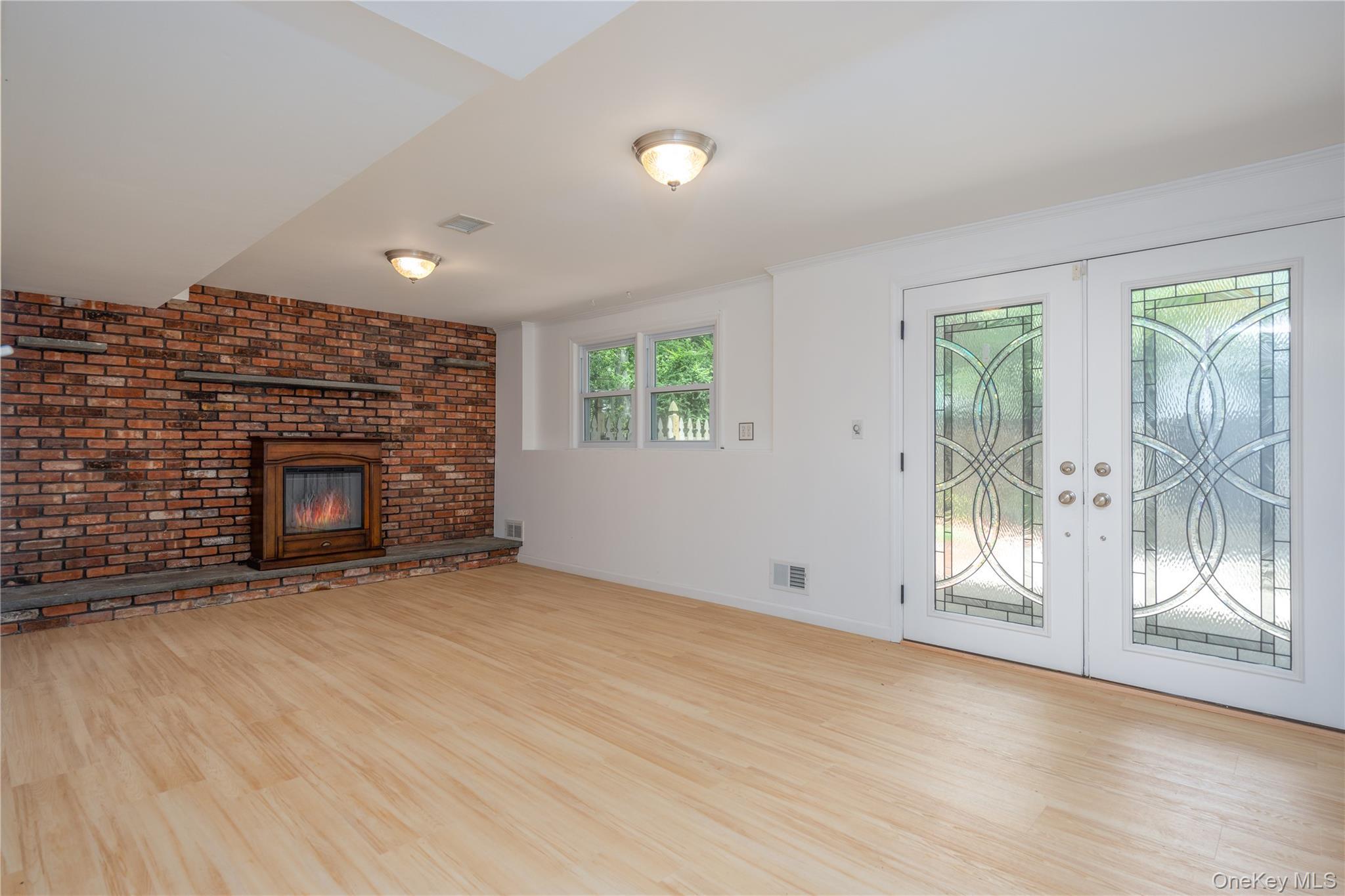 Single Family Guterl Terrace Rockland County, NY 10965, MLS-1009586-20