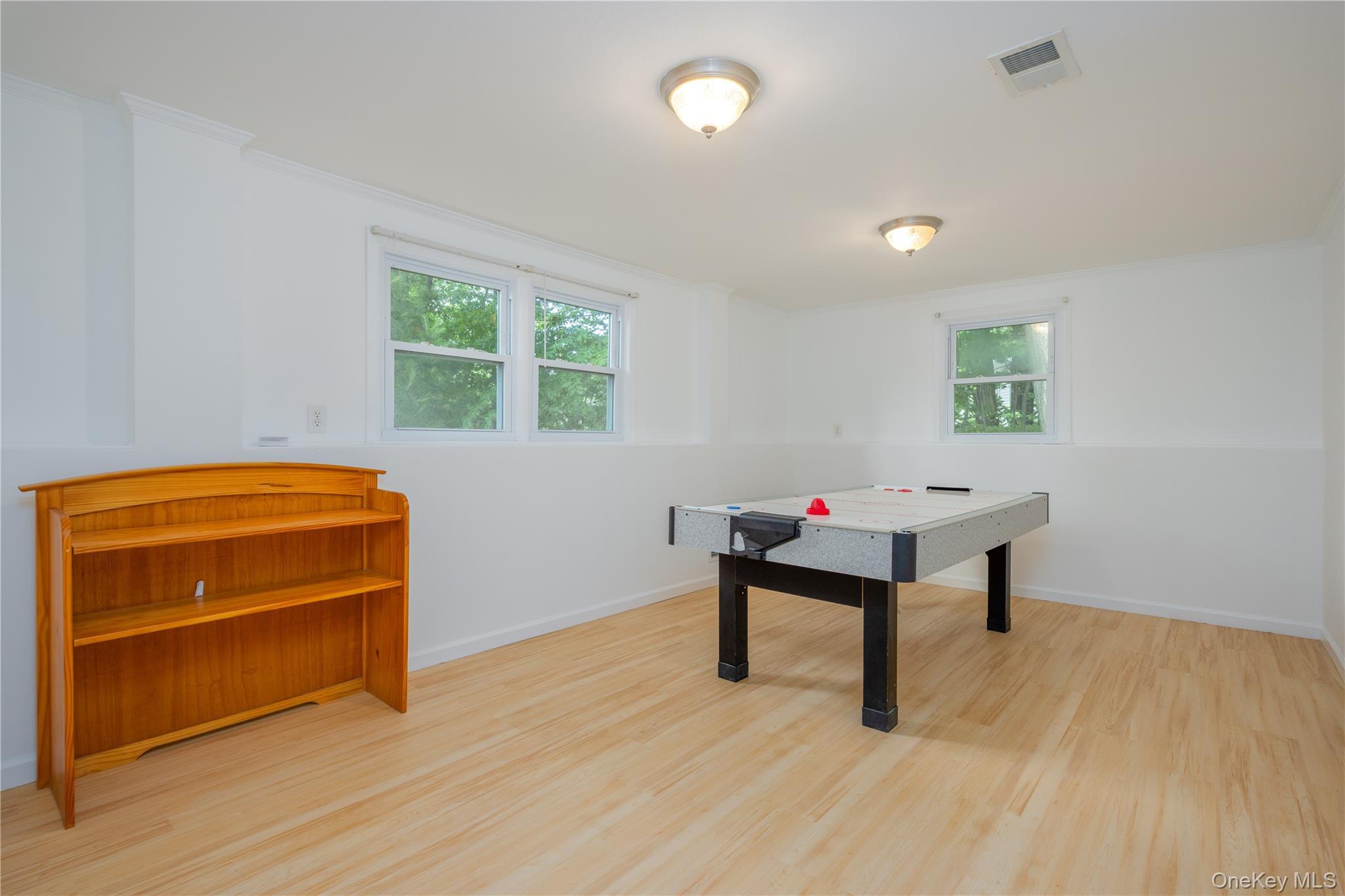 Single Family Guterl Terrace Rockland County, NY 10965, MLS-1009586-23