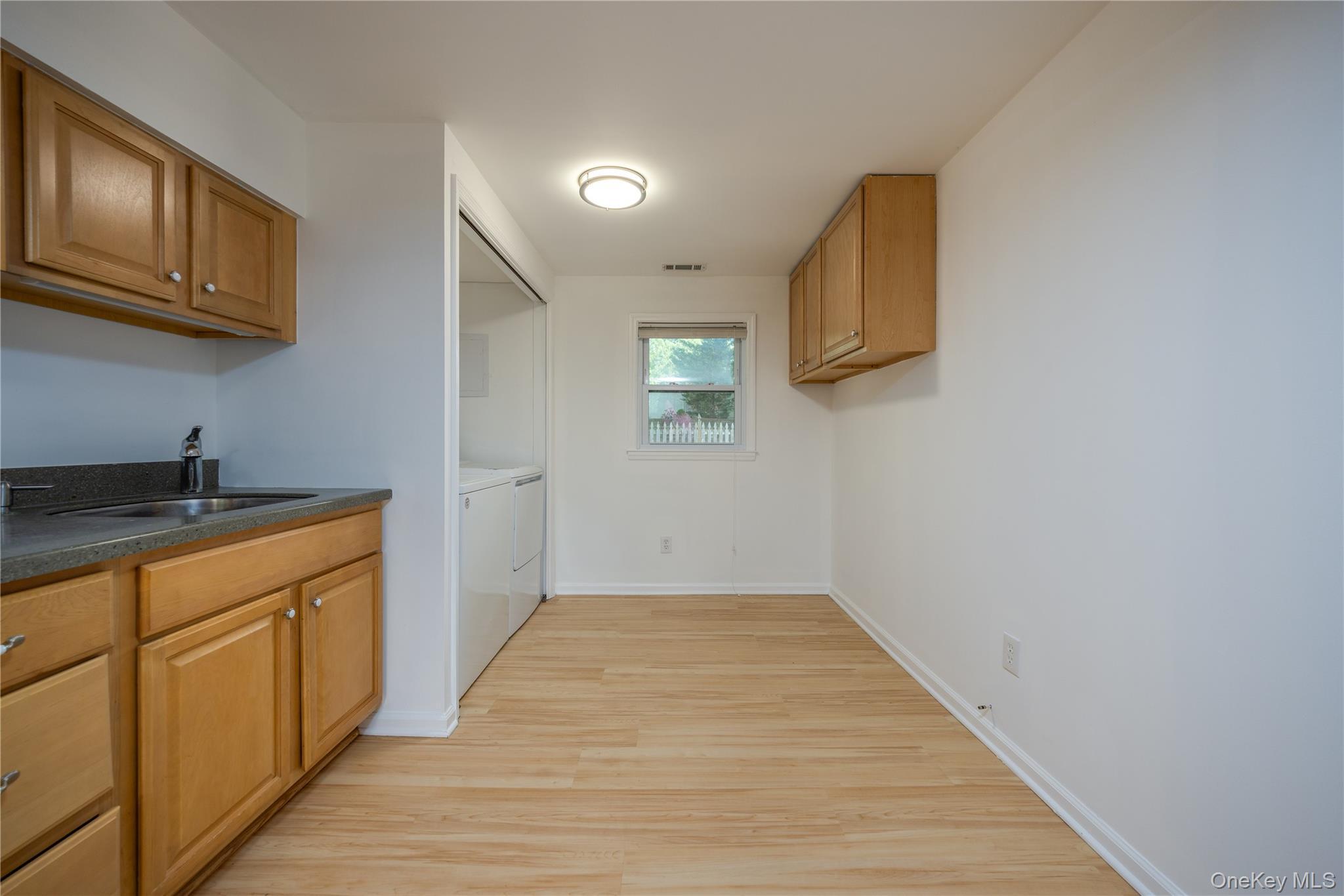 Single Family Guterl Terrace Rockland County, NY 10965, MLS-1009586-26