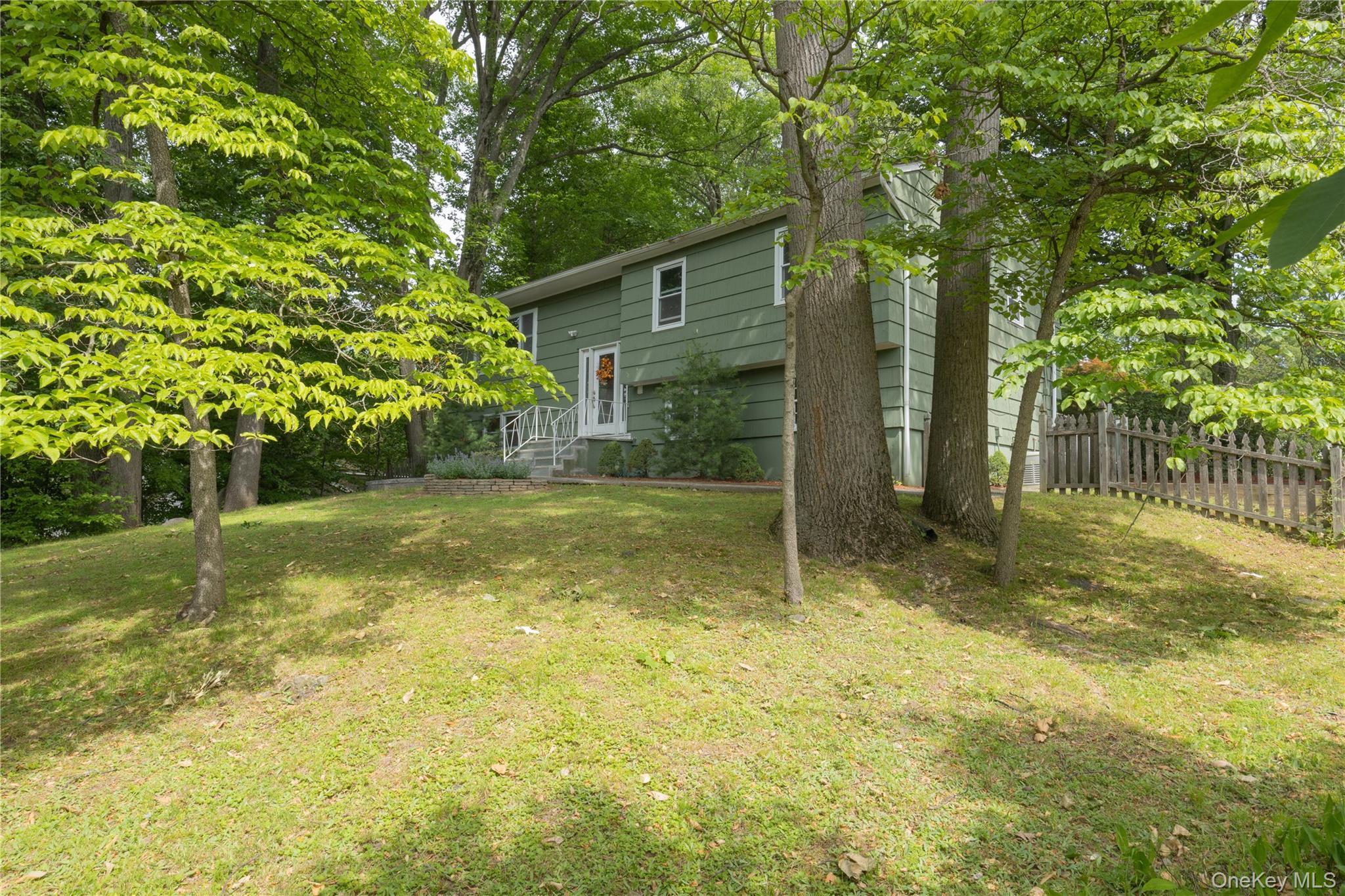 Single Family Guterl Terrace Rockland County, NY 10965, MLS-1009586-27