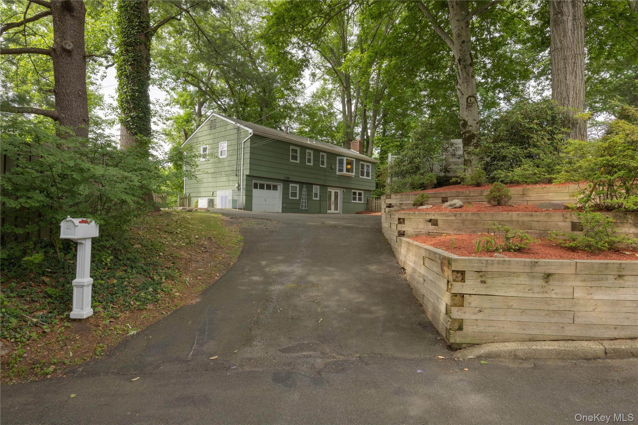 Single Family Guterl Terrace Rockland County, NY 10965, MLS-1009586-36
