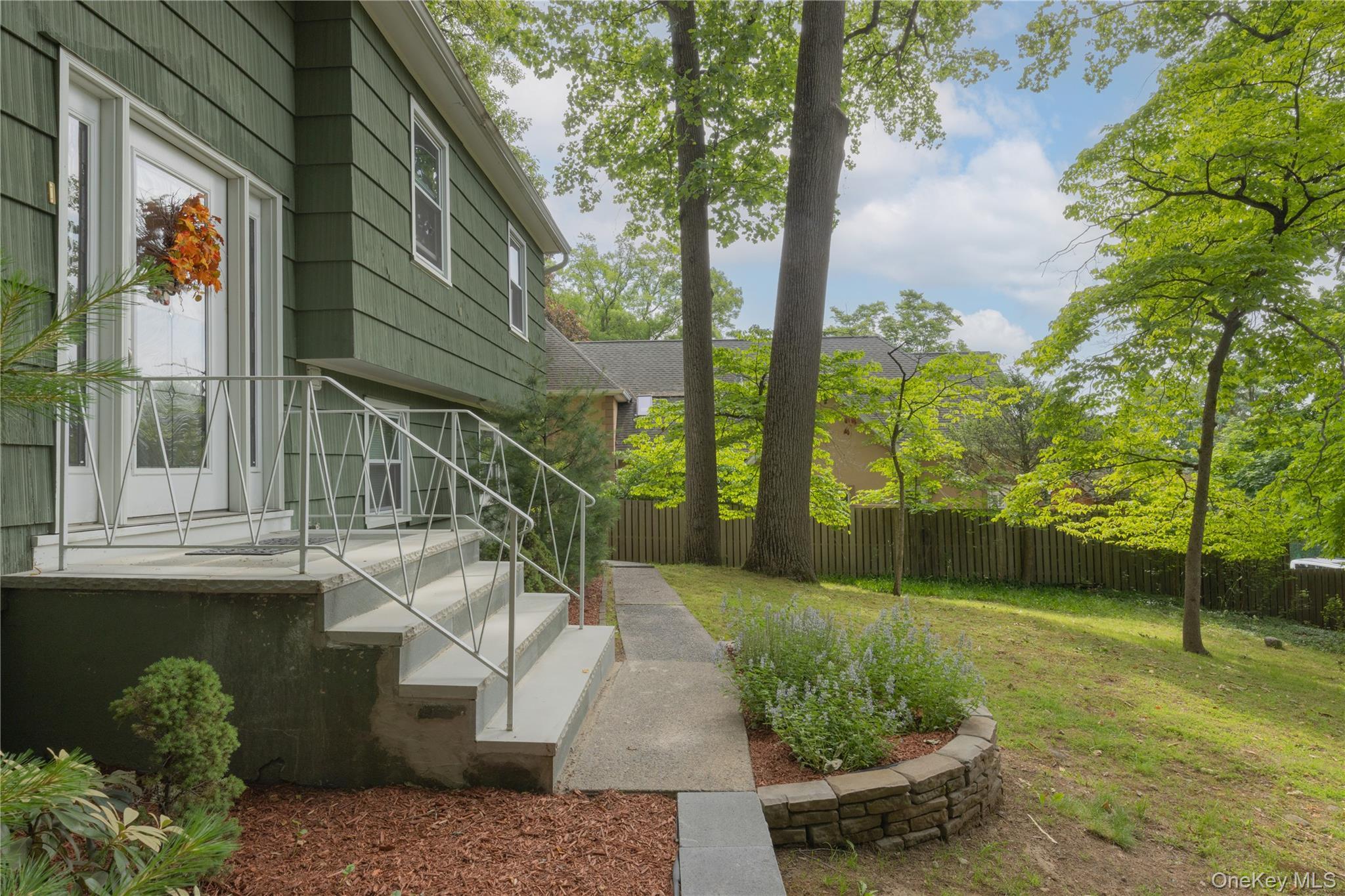 Single Family Guterl Terrace Rockland County, NY 10965, MLS-1009586-38