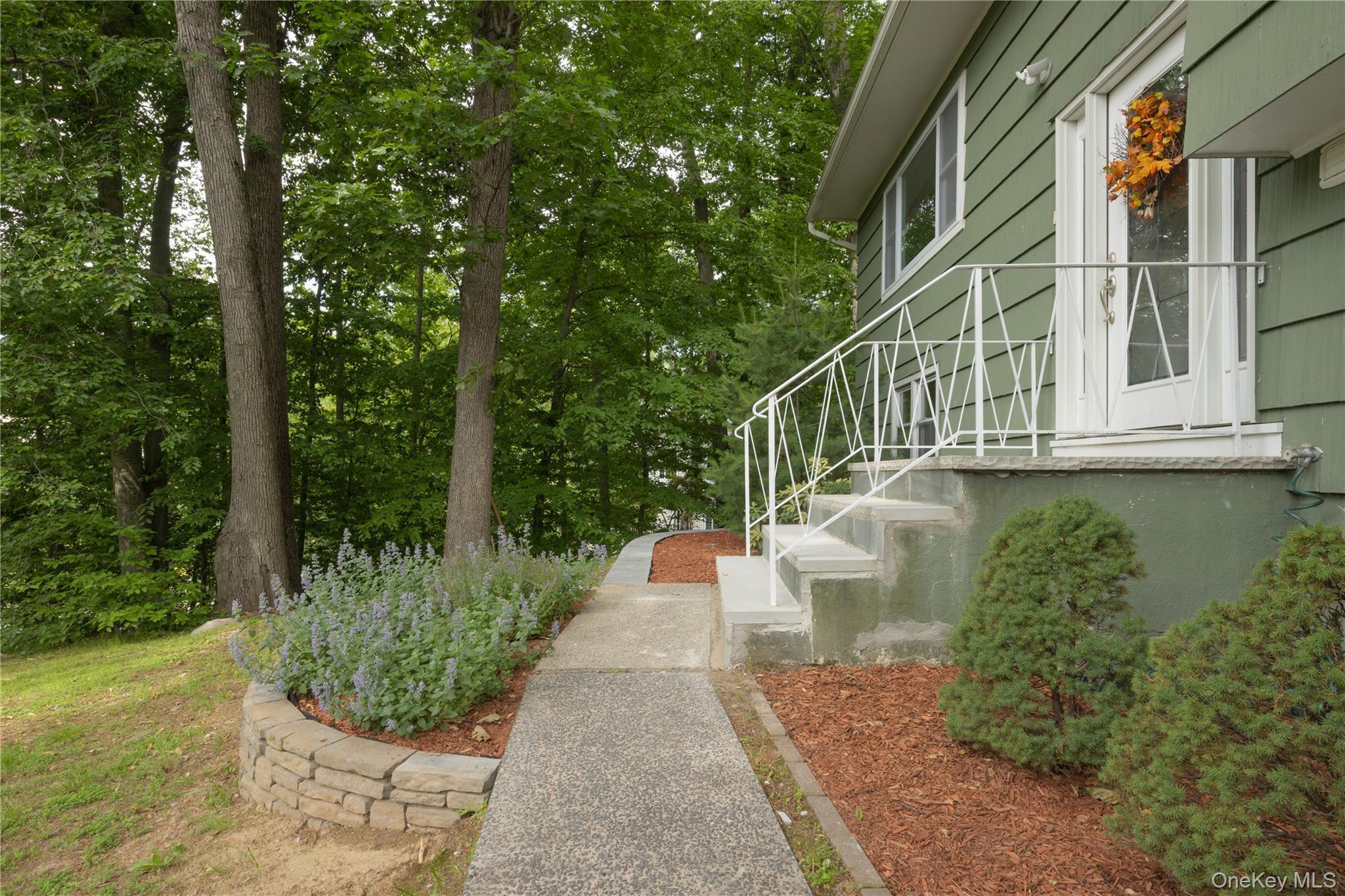 Single Family Guterl Terrace Rockland County, NY 10965, MLS-1009586-39