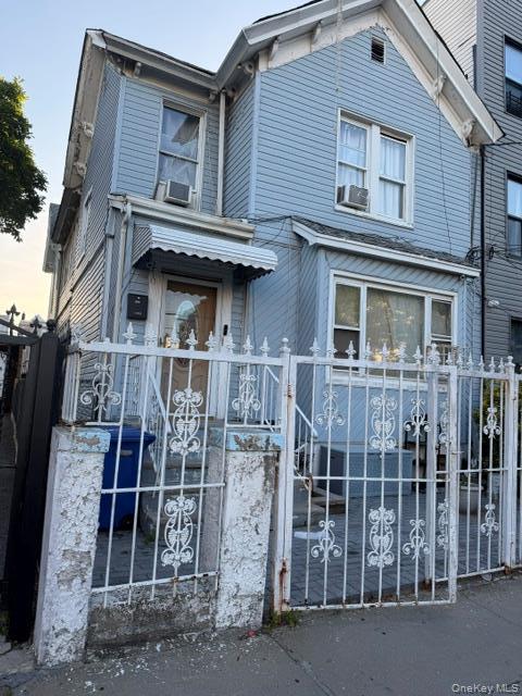 Single Family Linwood Brooklyn, NY 11208, MLS-1009616-2
