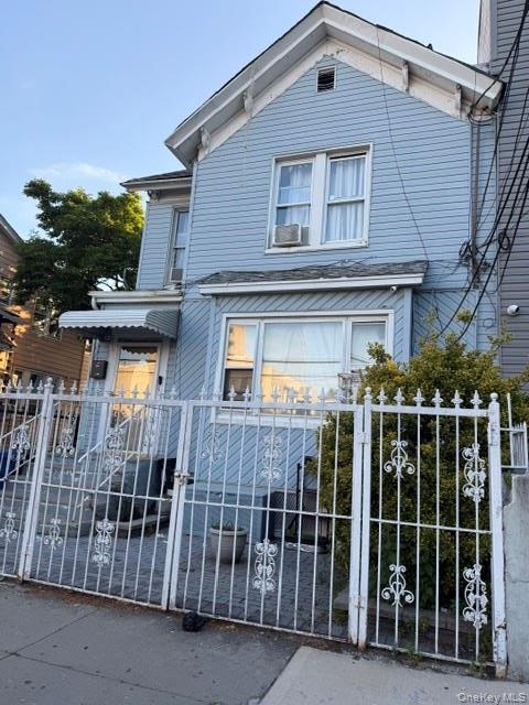 Single Family Linwood  Brooklyn, NY 11208, MLS-1009616-3
