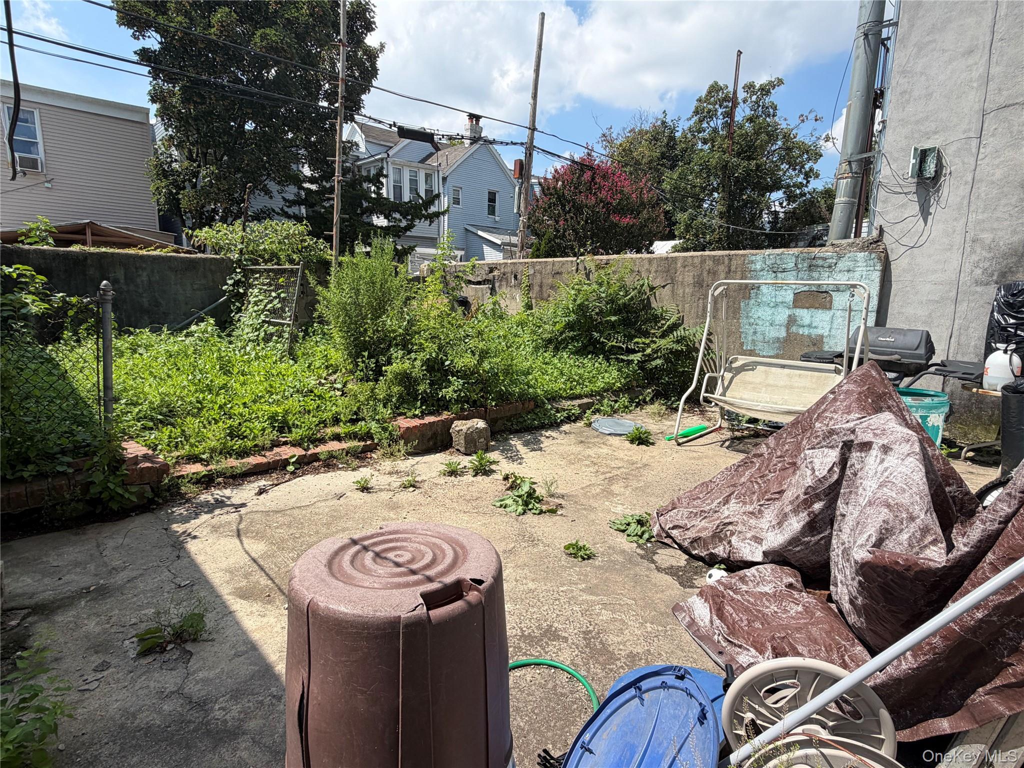 Single Family Linwood Street  Brooklyn, NY 11208, MLS-1009616-8