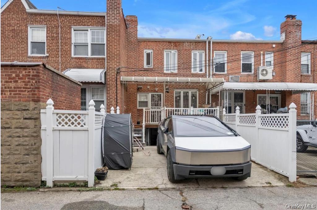 Single Family Fresh Meadow  Queens, NY 11365, MLS-1009637-15