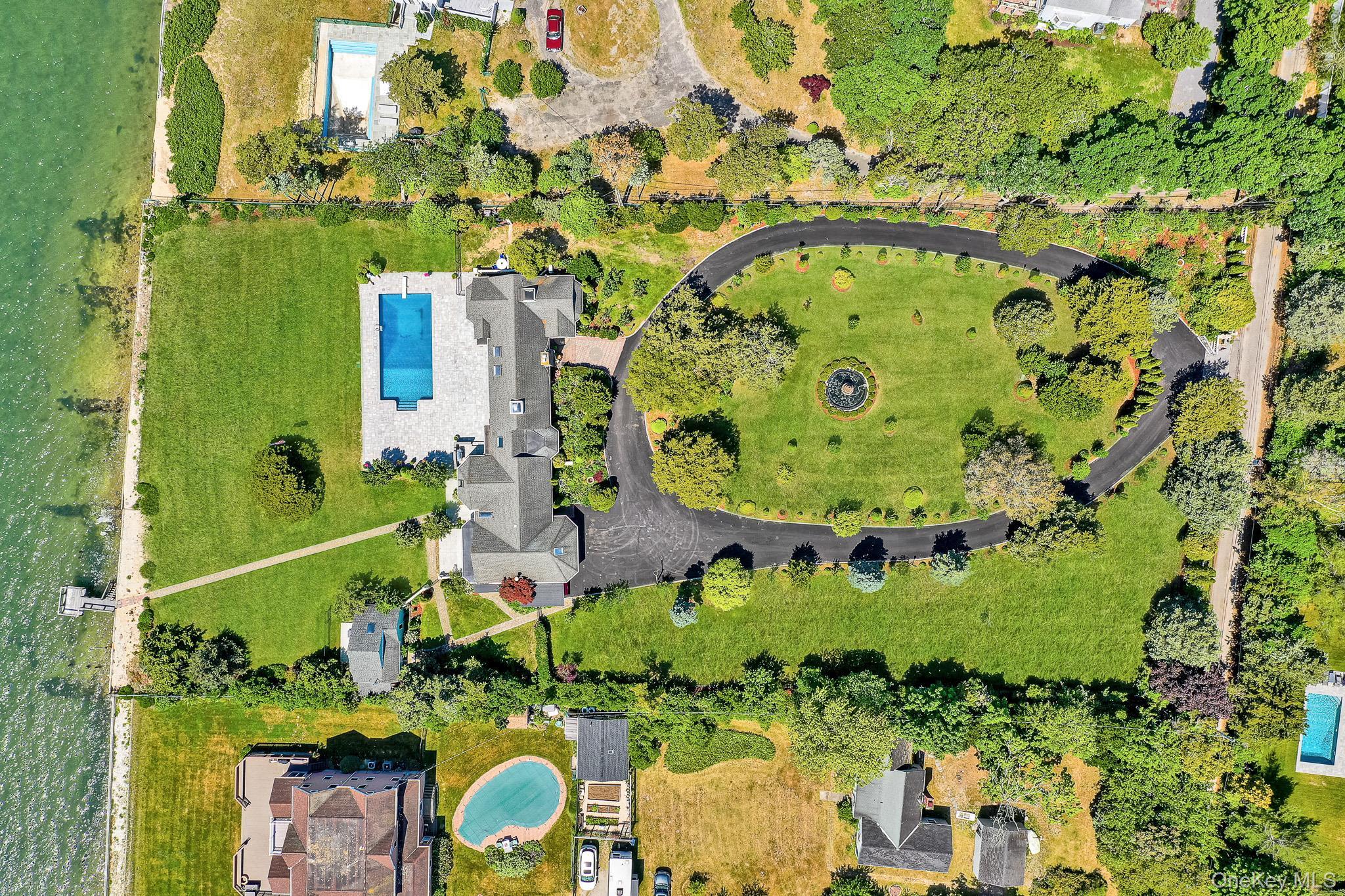 Single Family Last Lane Suffolk County, NY 11946, MLS-1009660-30