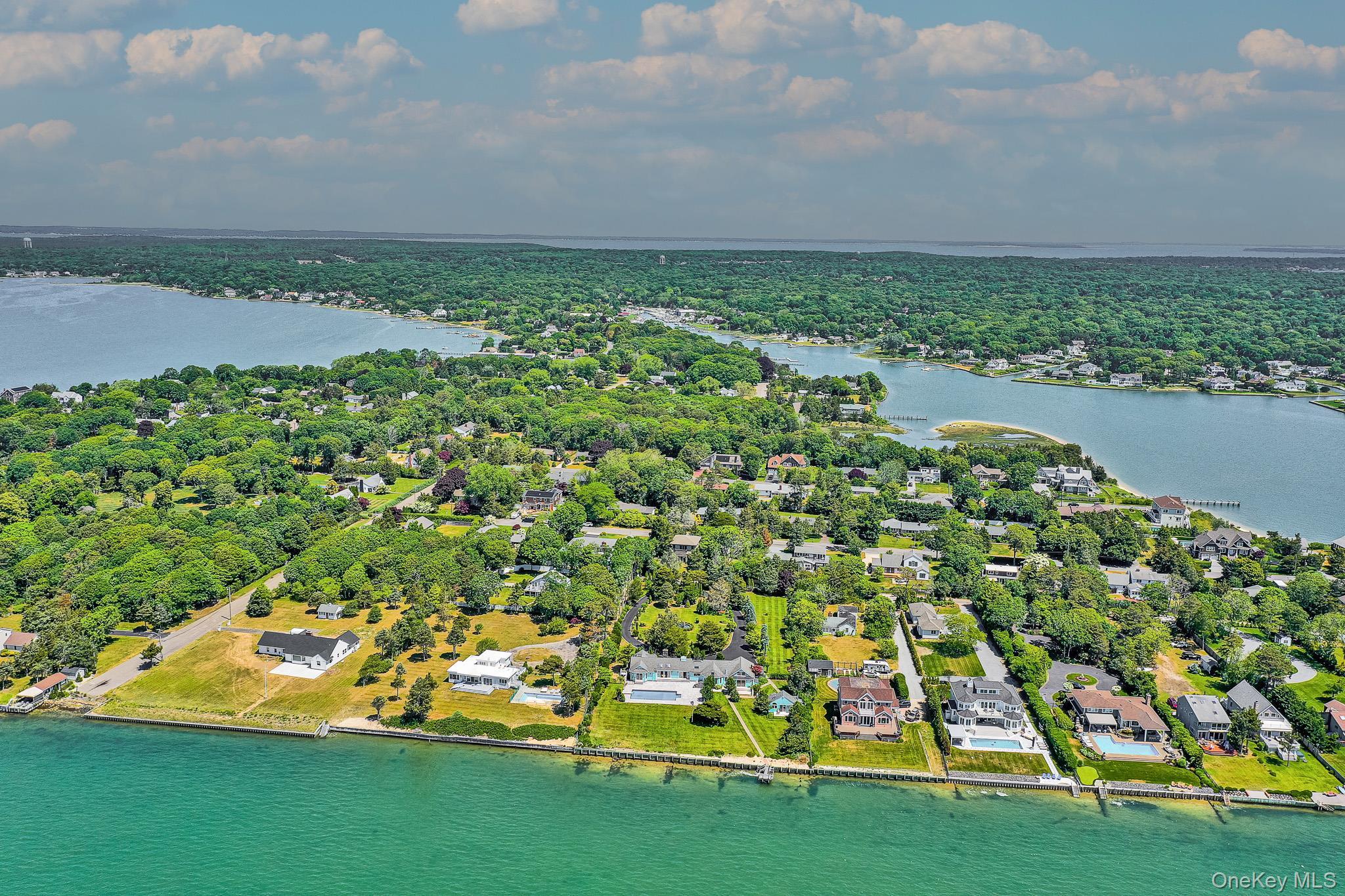 Single Family Last Lane  Suffolk County, NY 11946, MLS-1009660-38