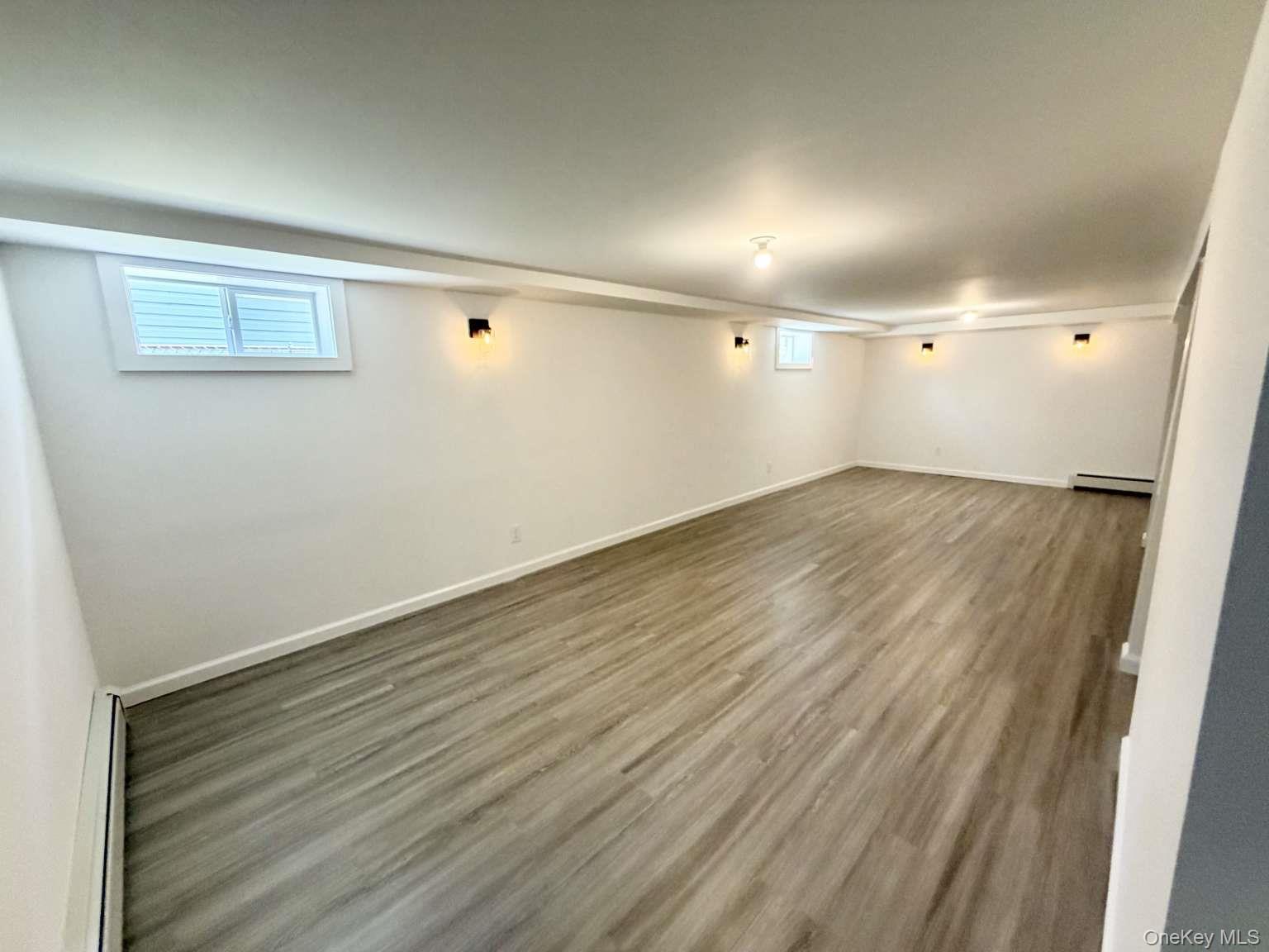 Single Family Barwick Nassau County, NY 11501, MLS-1009665-16