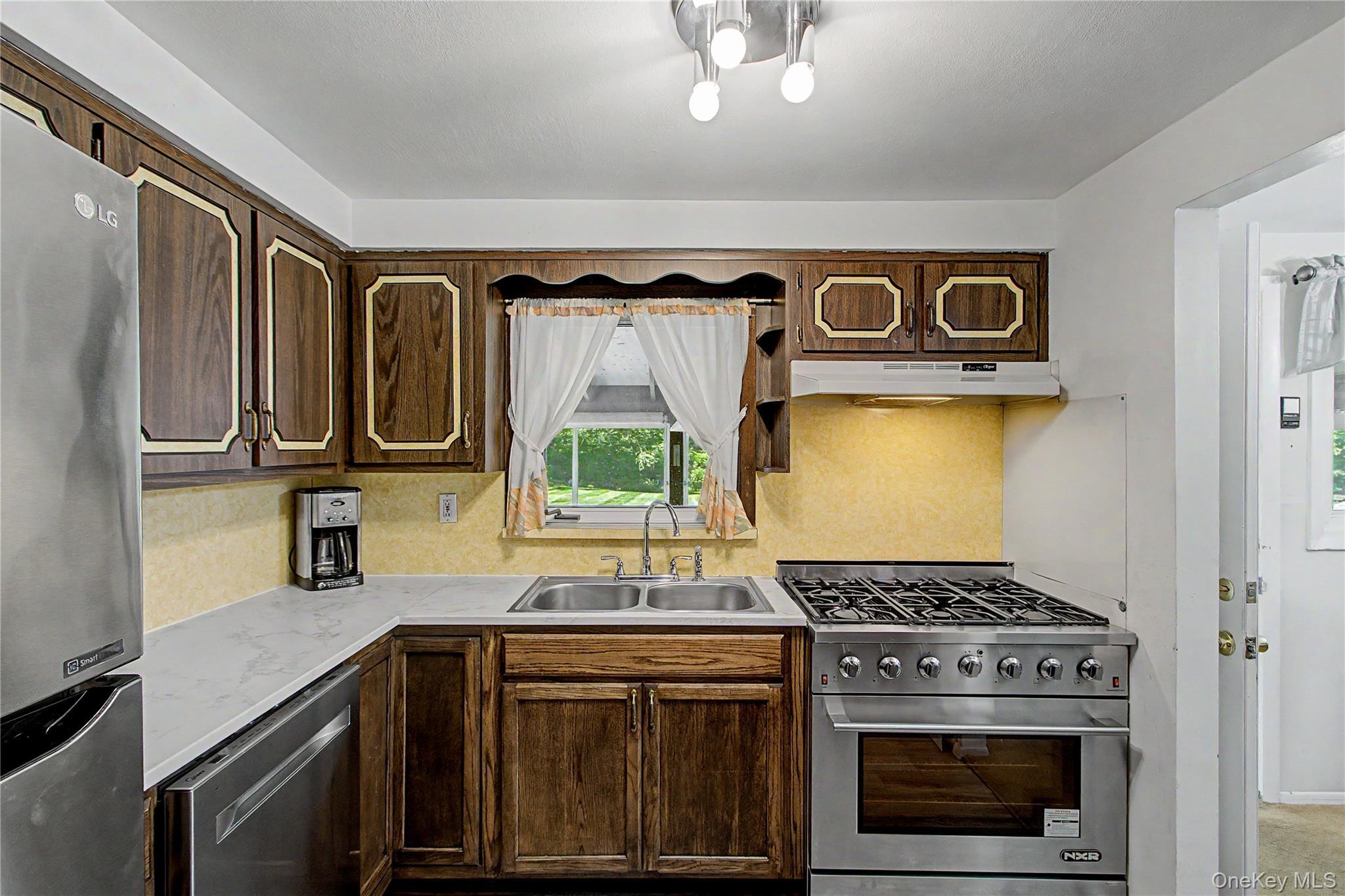 Single Family Coolidge Street Rockland County, NY 10913, MLS-1009671-12