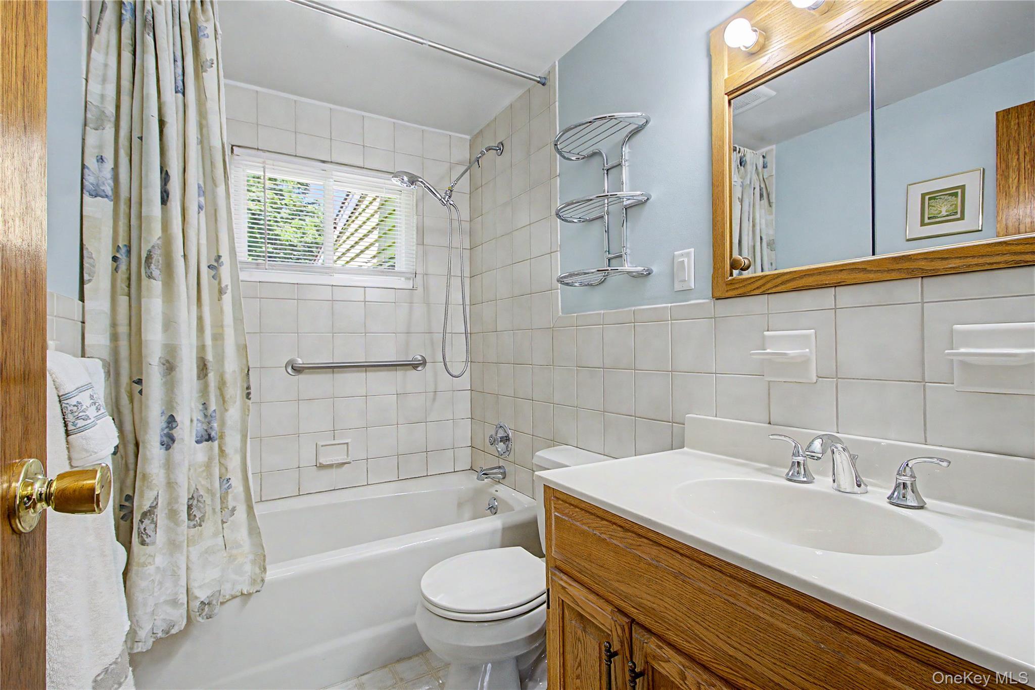Single Family Coolidge Street Rockland County, NY 10913, MLS-1009671-20