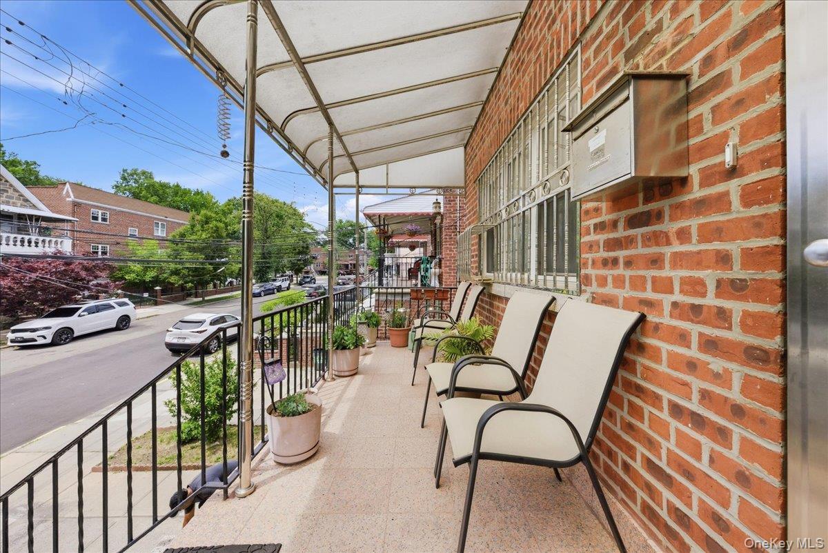 Single Family Fish Avenue Bronx, NY 10469, MLS-1009677-20