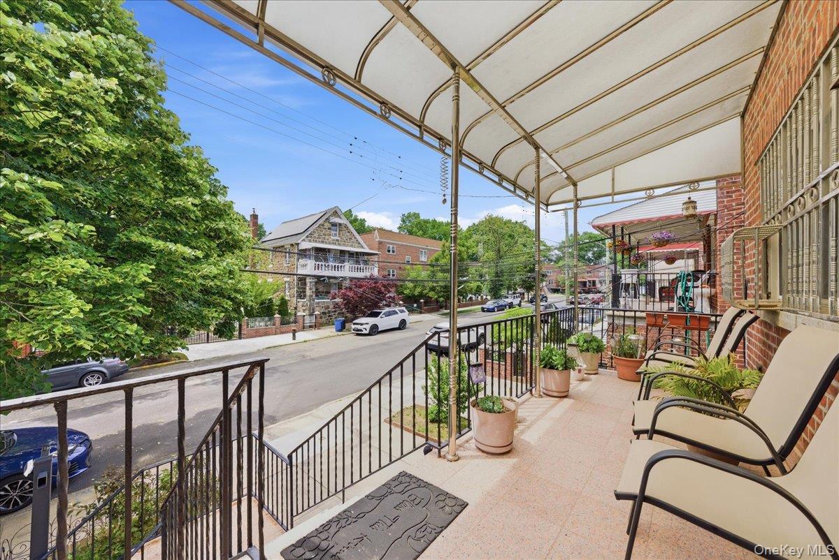 Single Family Fish Avenue Bronx, NY 10469, MLS-1009677-21