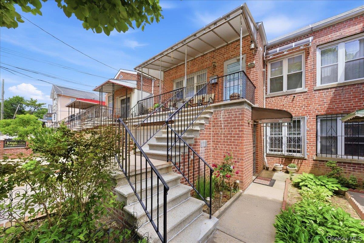 Single Family Fish Avenue Bronx, NY 10469, MLS-1009677-31