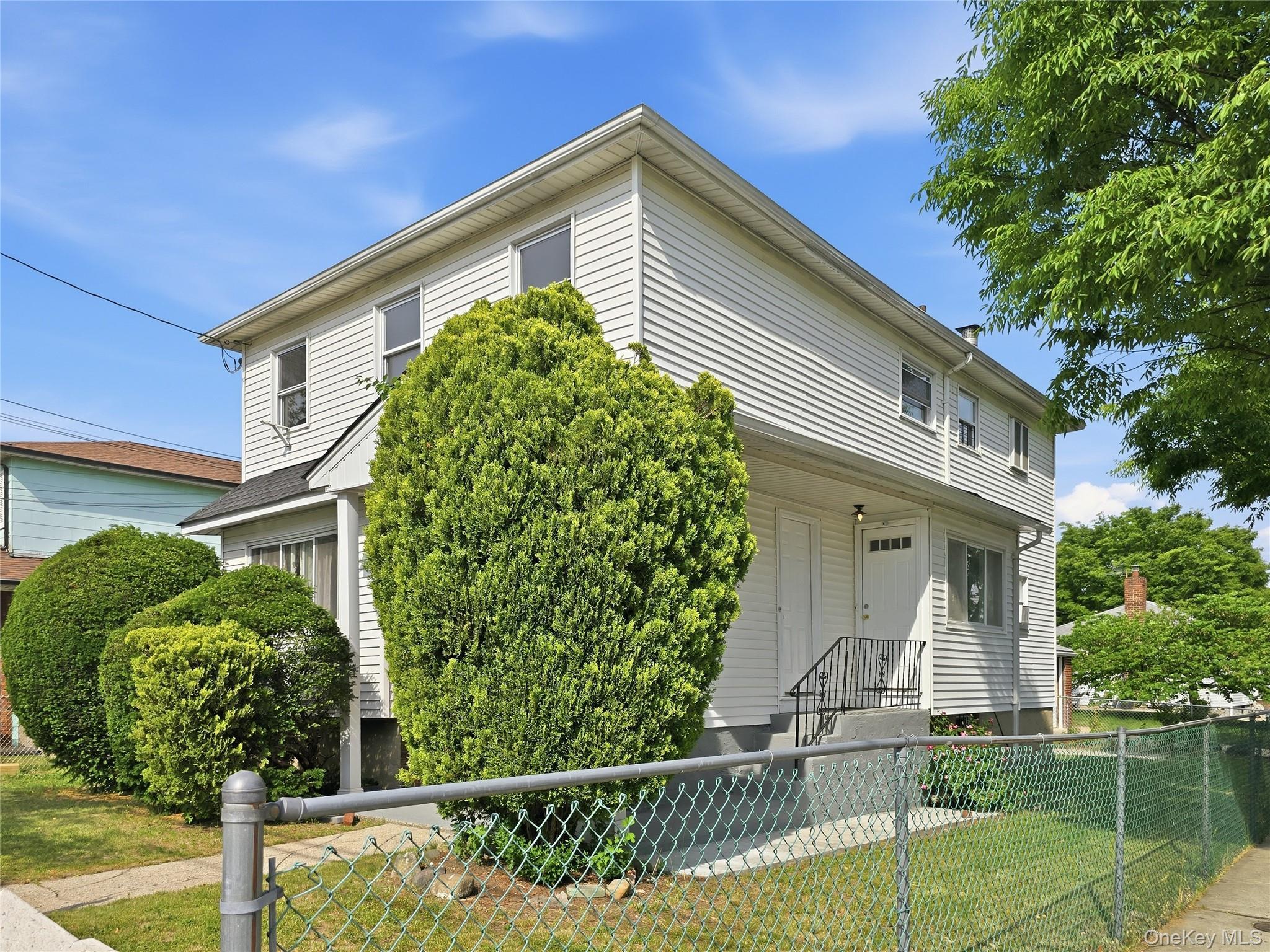 Single Family 181st Street Queens, NY 11413, MLS-1009684-4